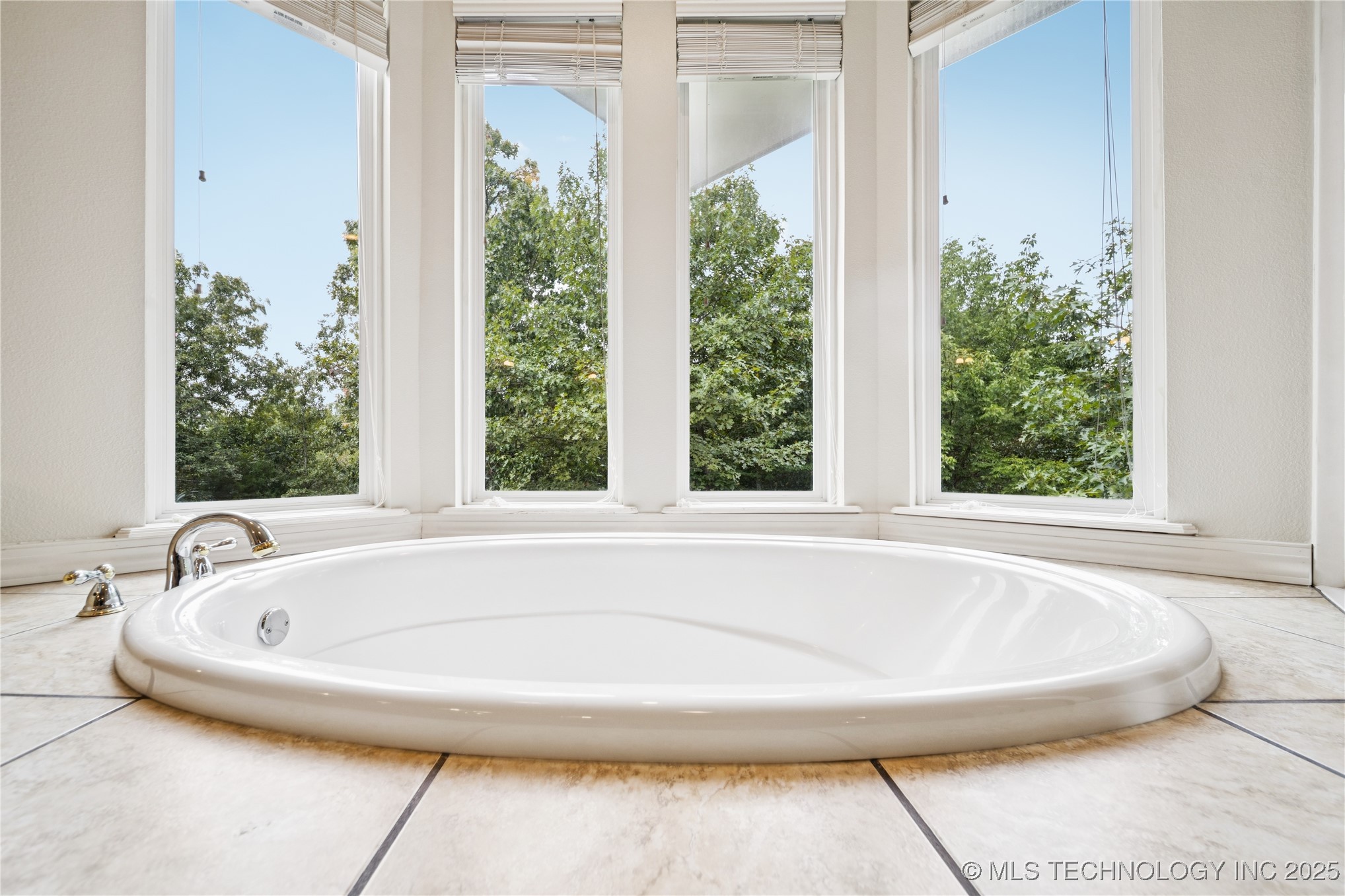 16400 Hubbard Road Property Photo 33