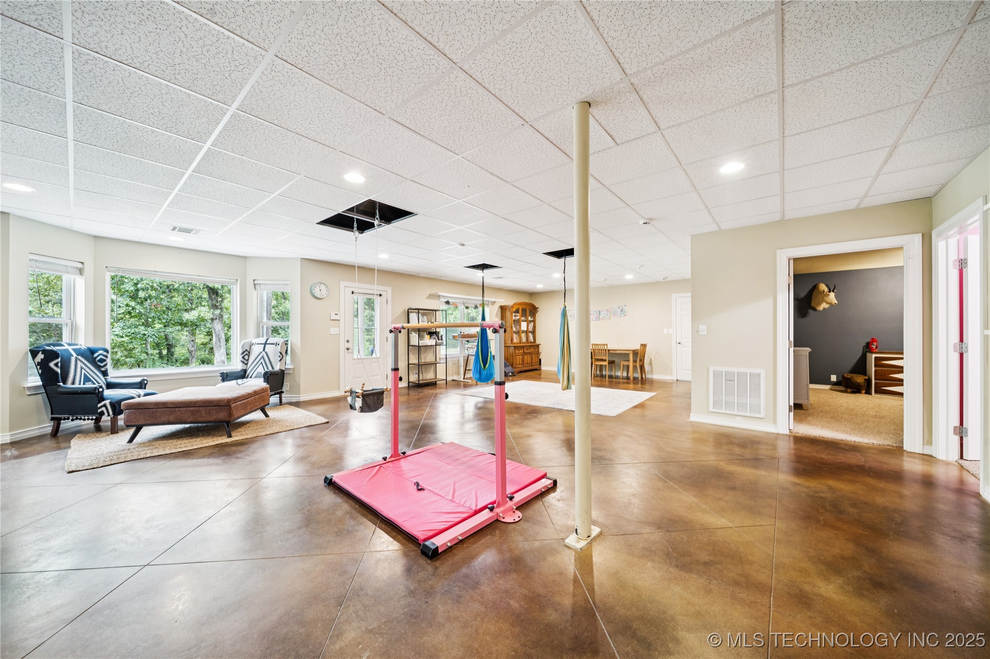 16400 Hubbard Road Property Photo 41