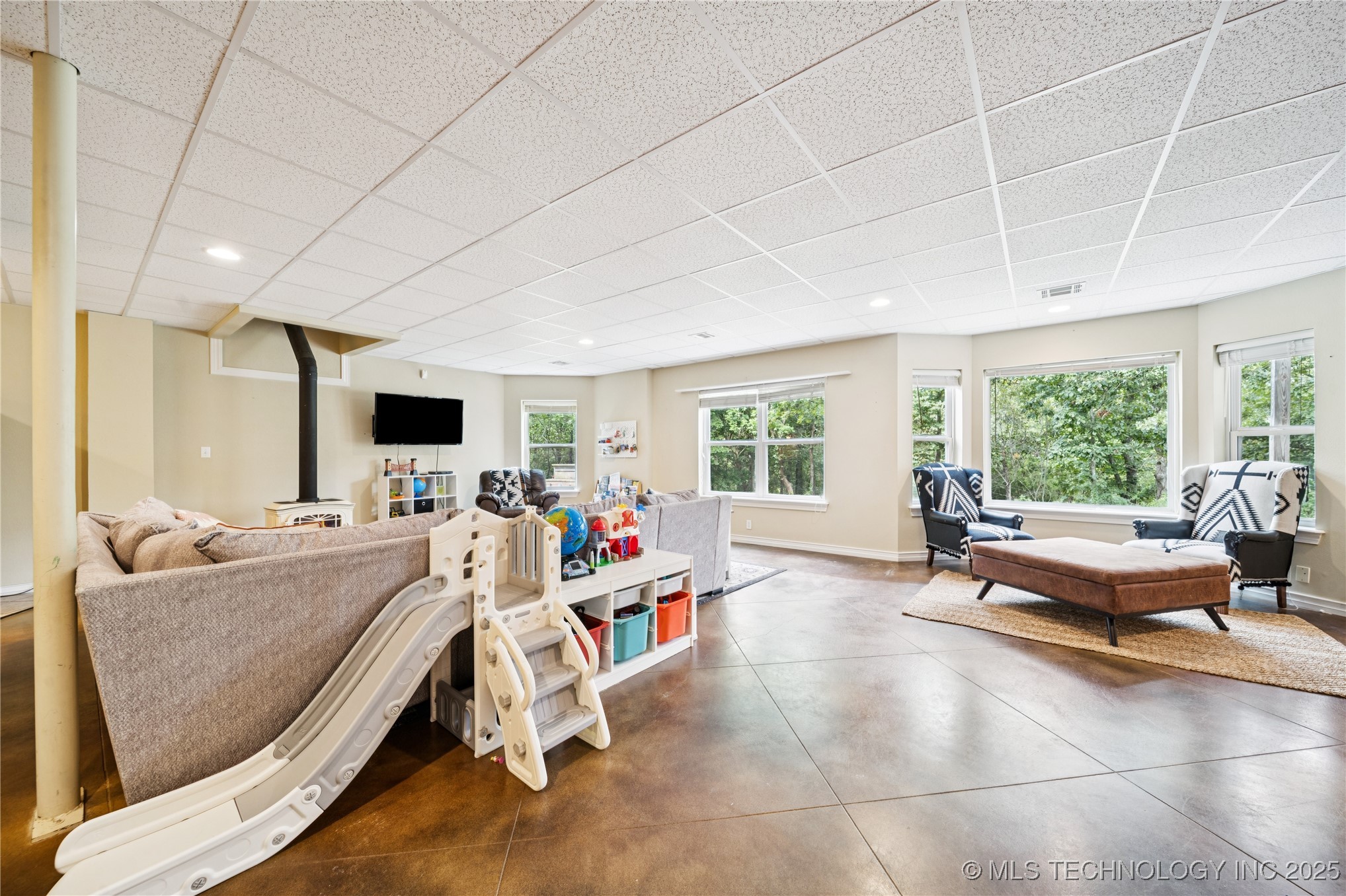 16400 Hubbard Road Property Photo 43