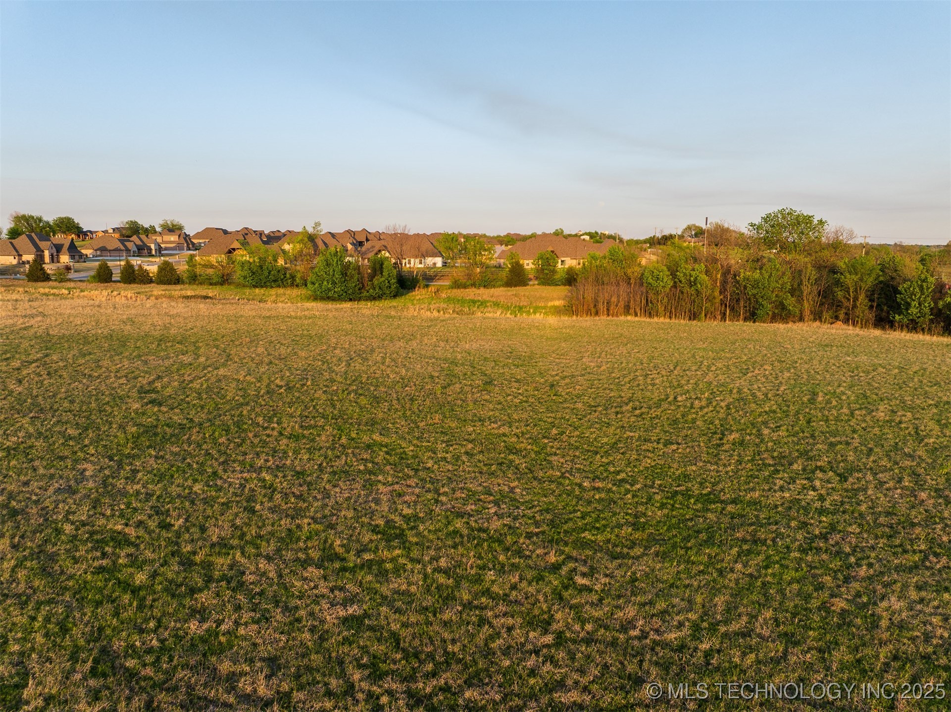 10 N Memorial Drive Property Photo 20