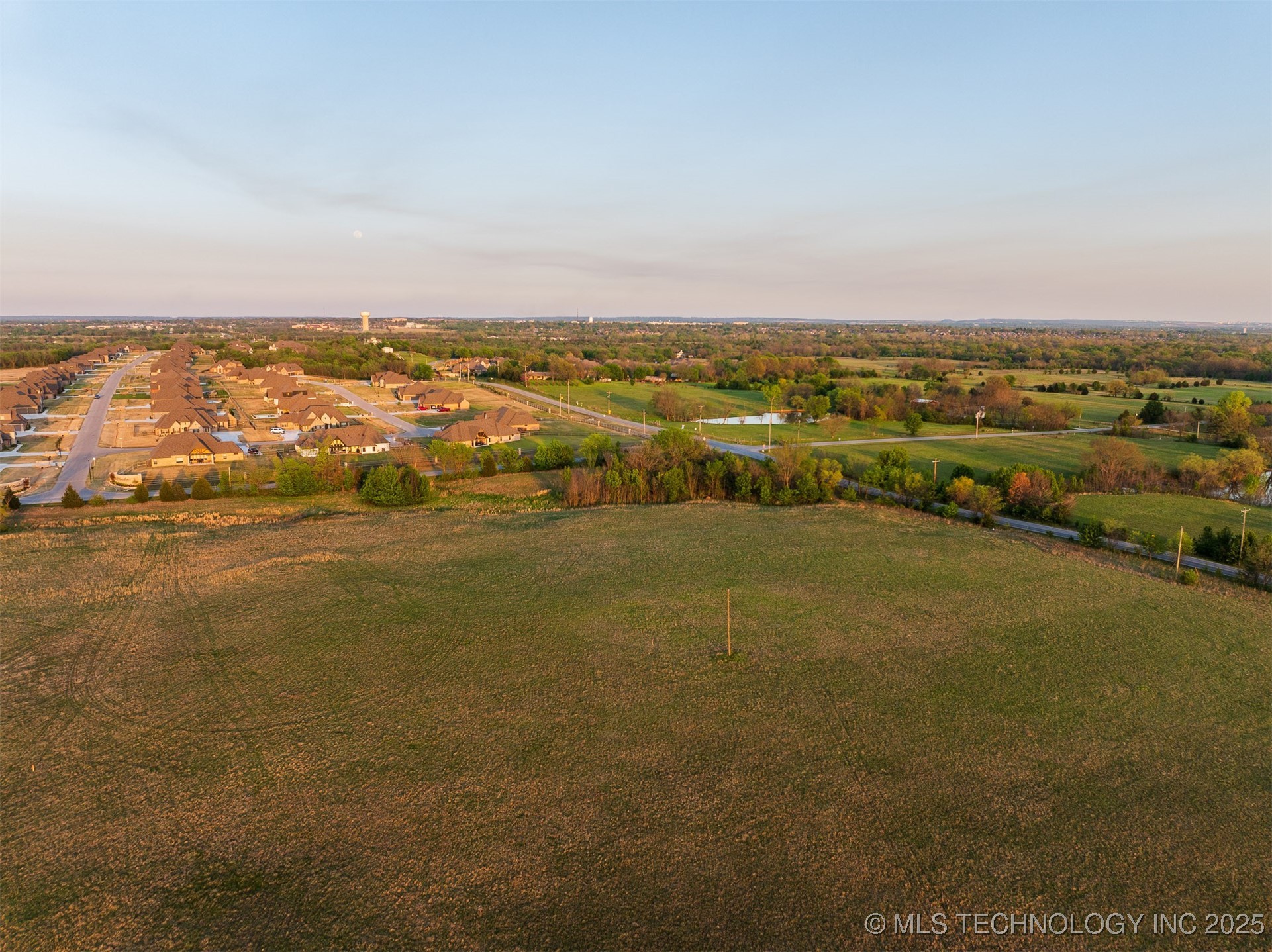 10 N Memorial Drive Property Photo 22