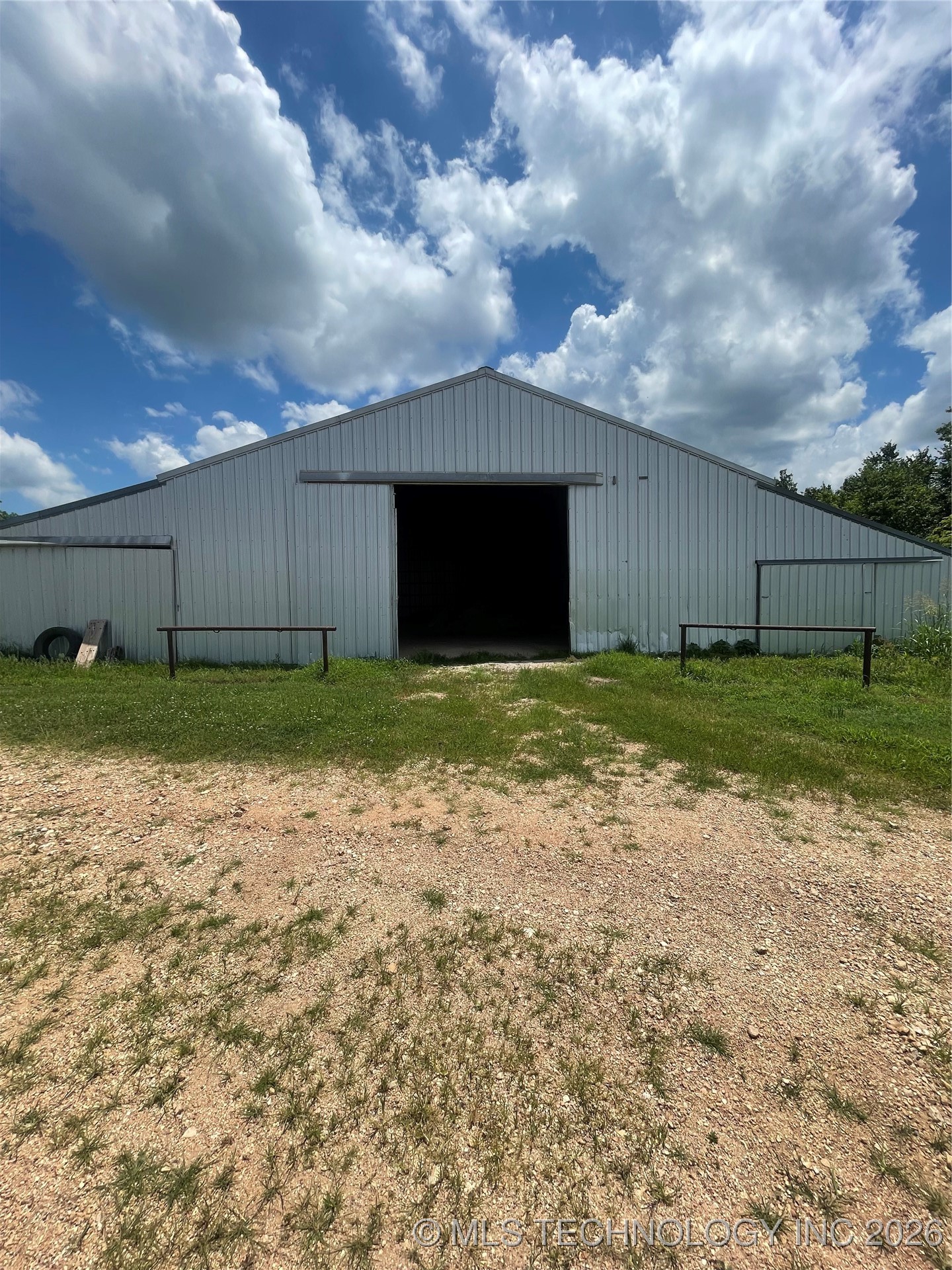 54709 S 683 Road Property Photo 2