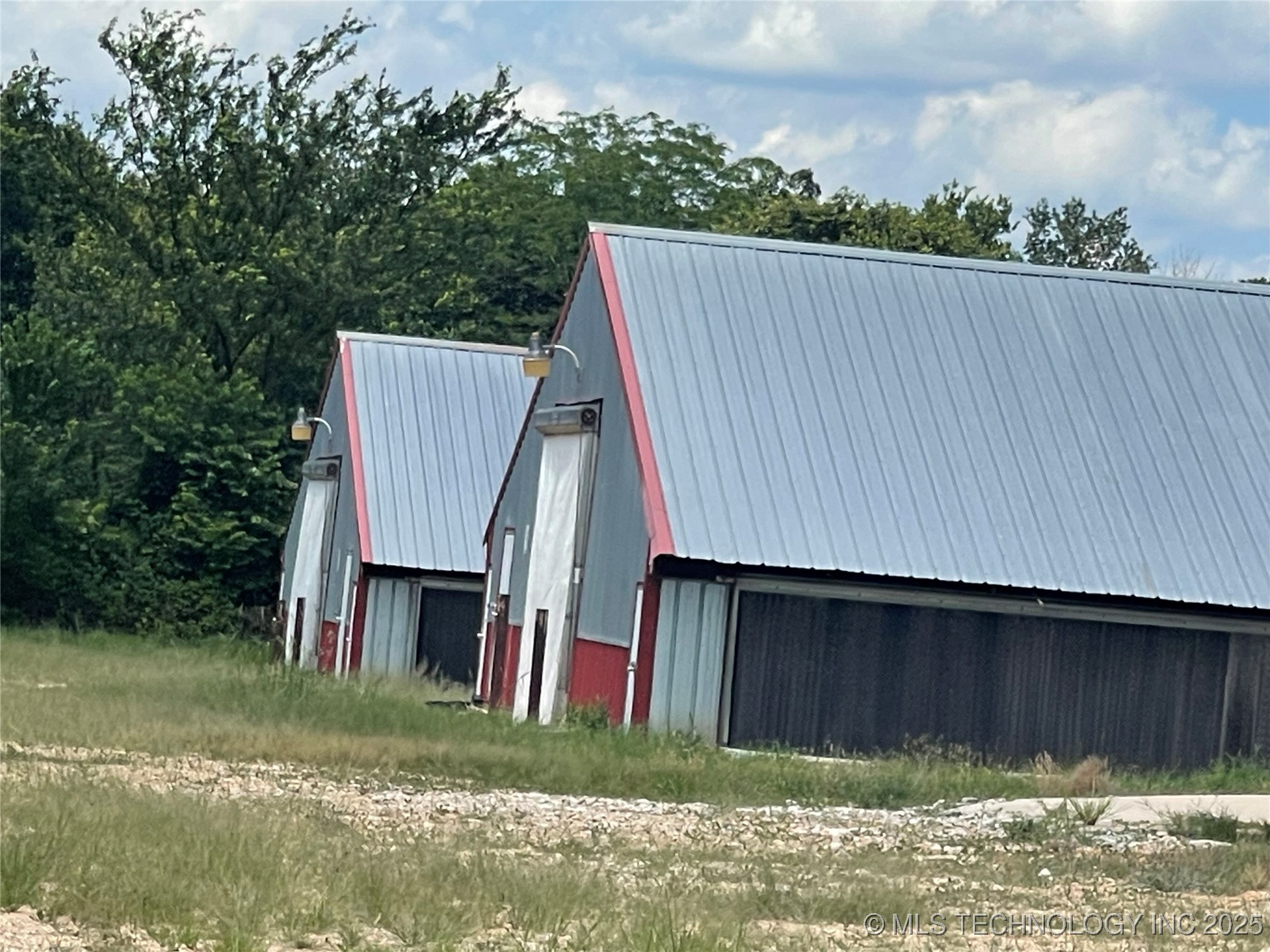 54709 S 683 Road Property Photo 3