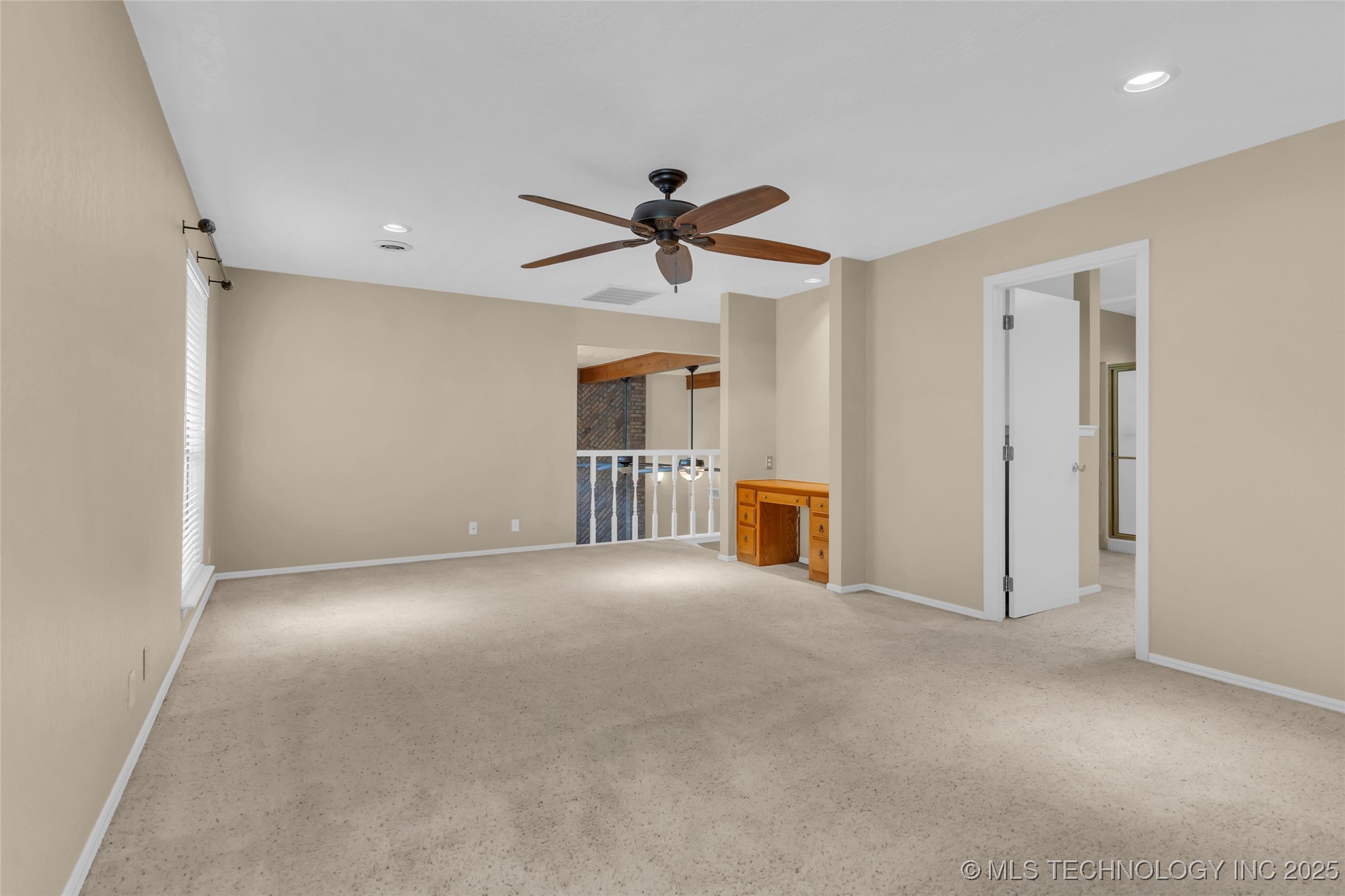 2400 Woodleaf Court Property Photo 24