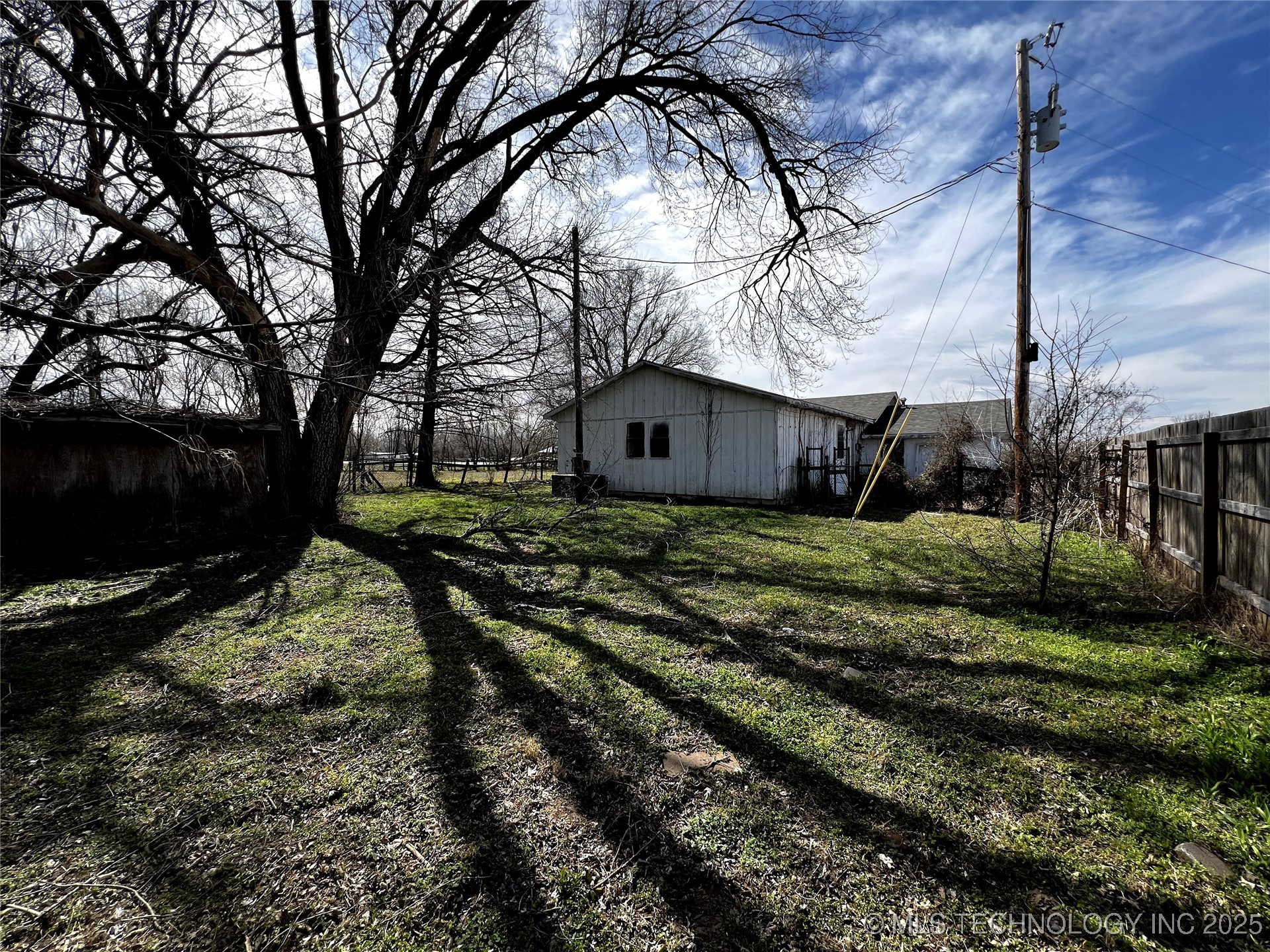16847 S Memorial Drive Property Photo 5