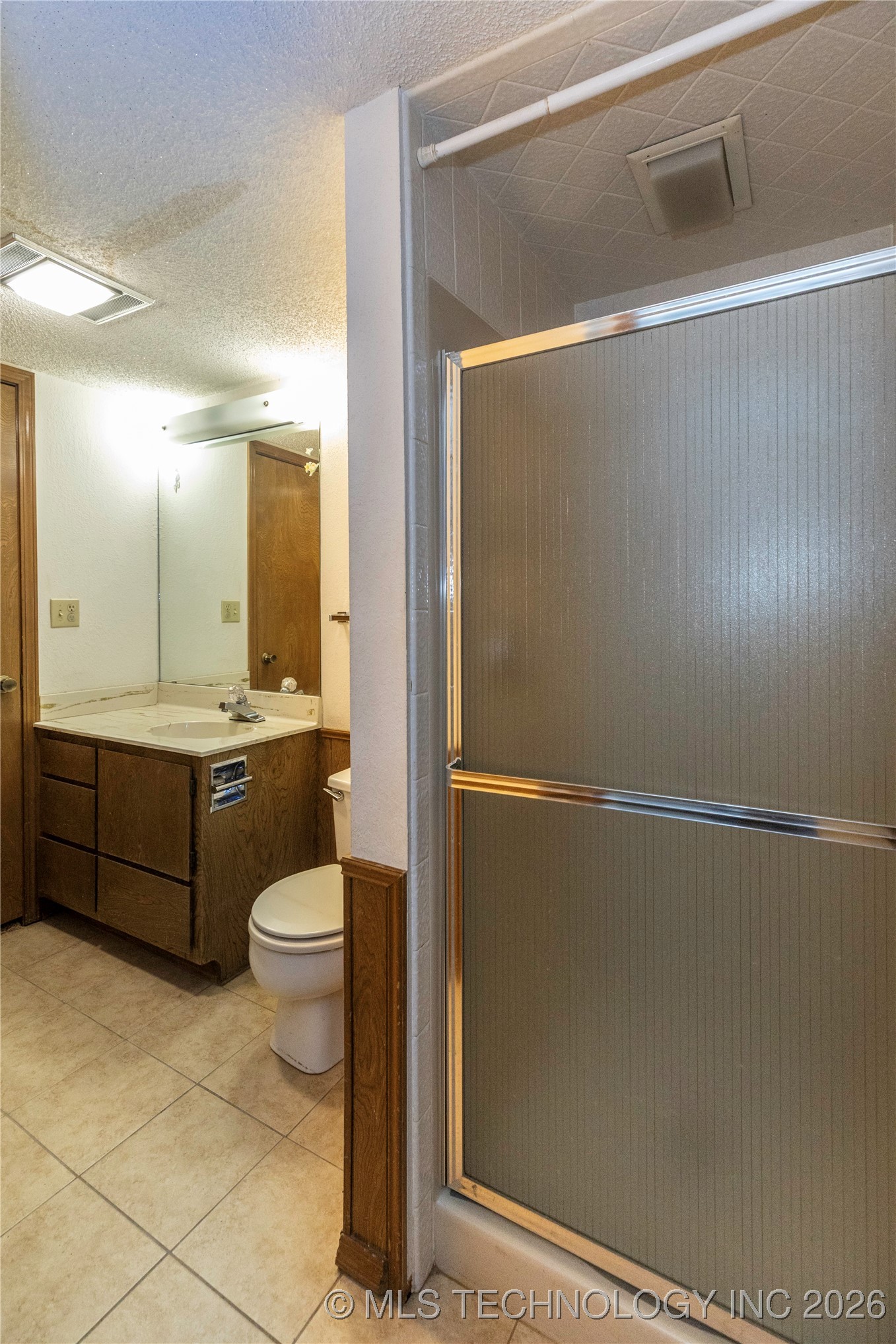 1033 E Thompson Avenue 1033 Property Photo 11