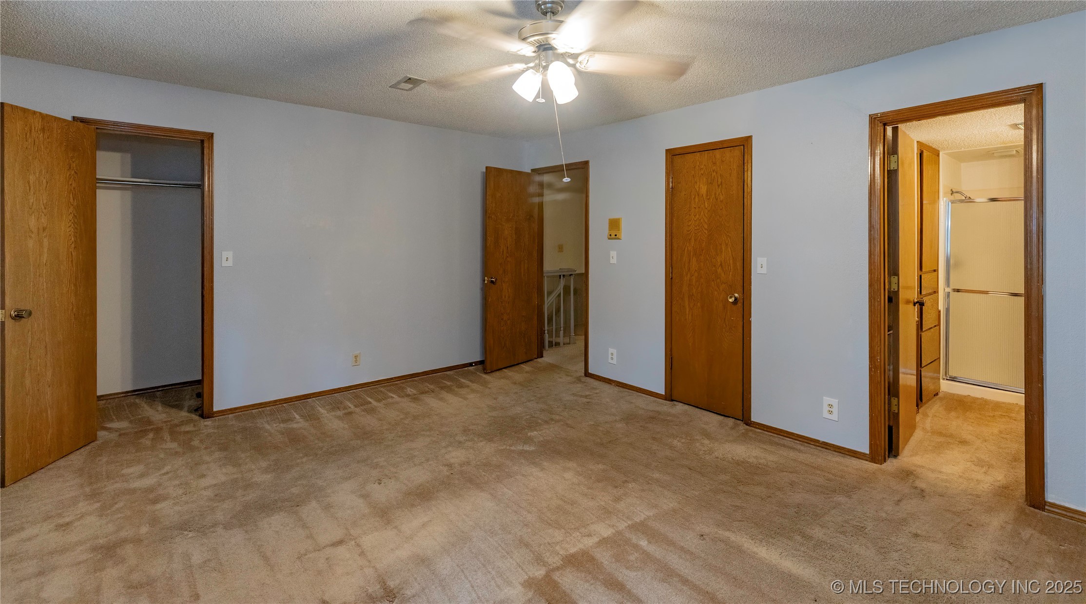 1033 E Thompson Avenue 1033 Property Photo 14