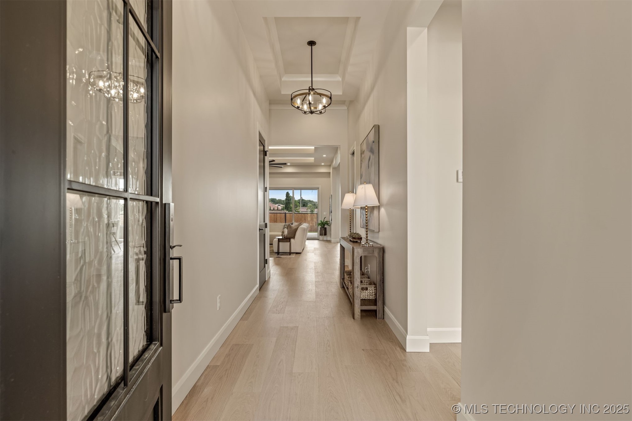 11915 S Vandalia Avenue Property Photo 3