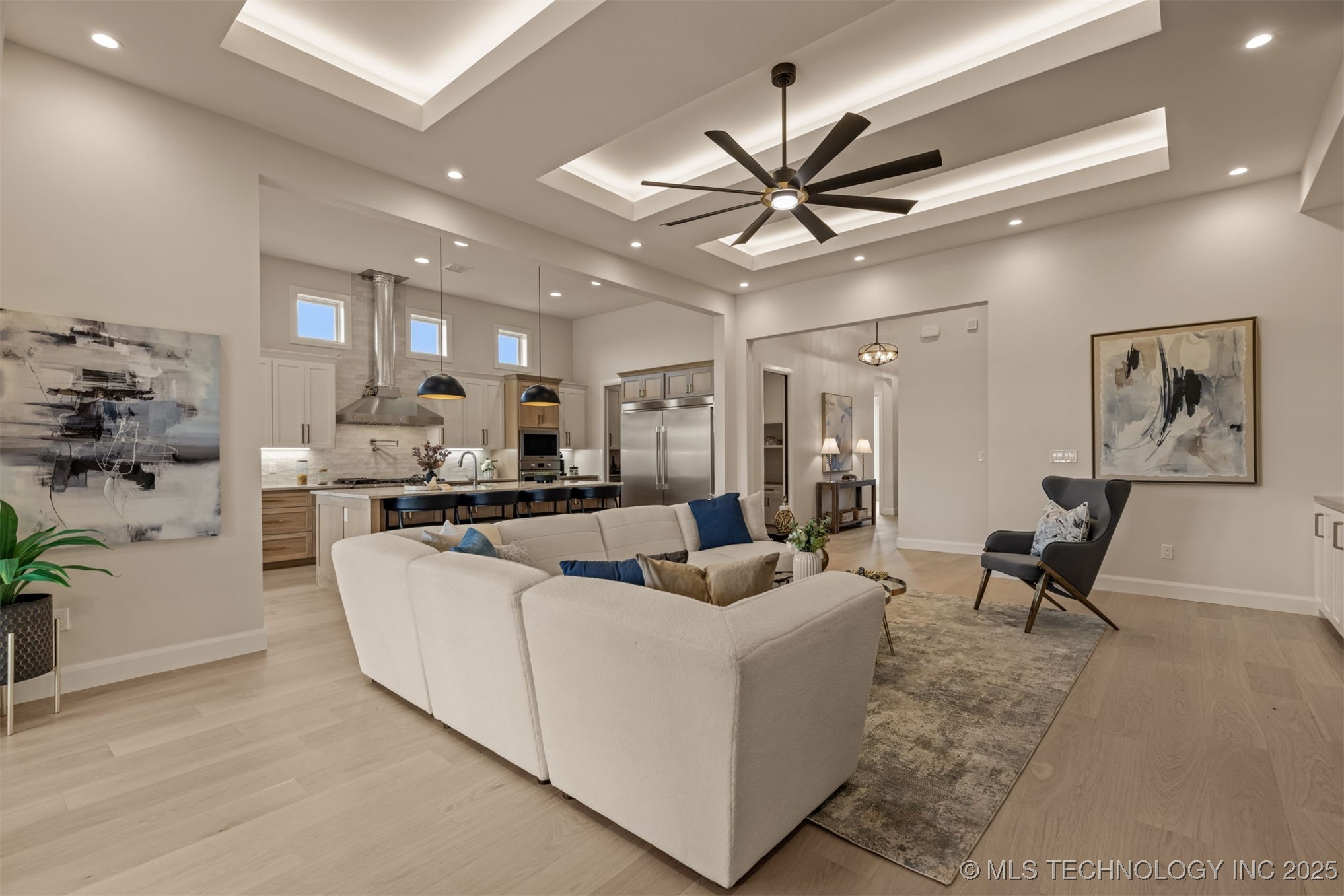 11915 S Vandalia Avenue Property Photo 7