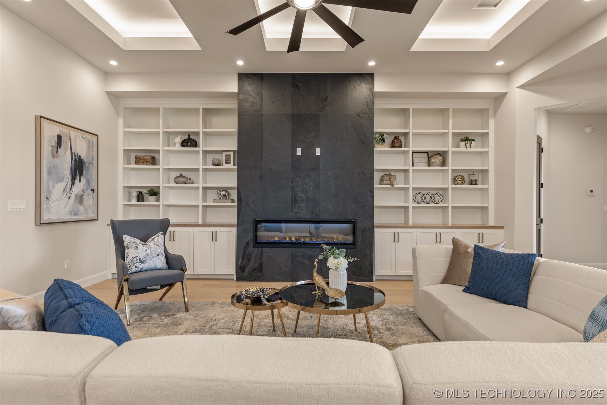 11915 S Vandalia Avenue Property Photo 9