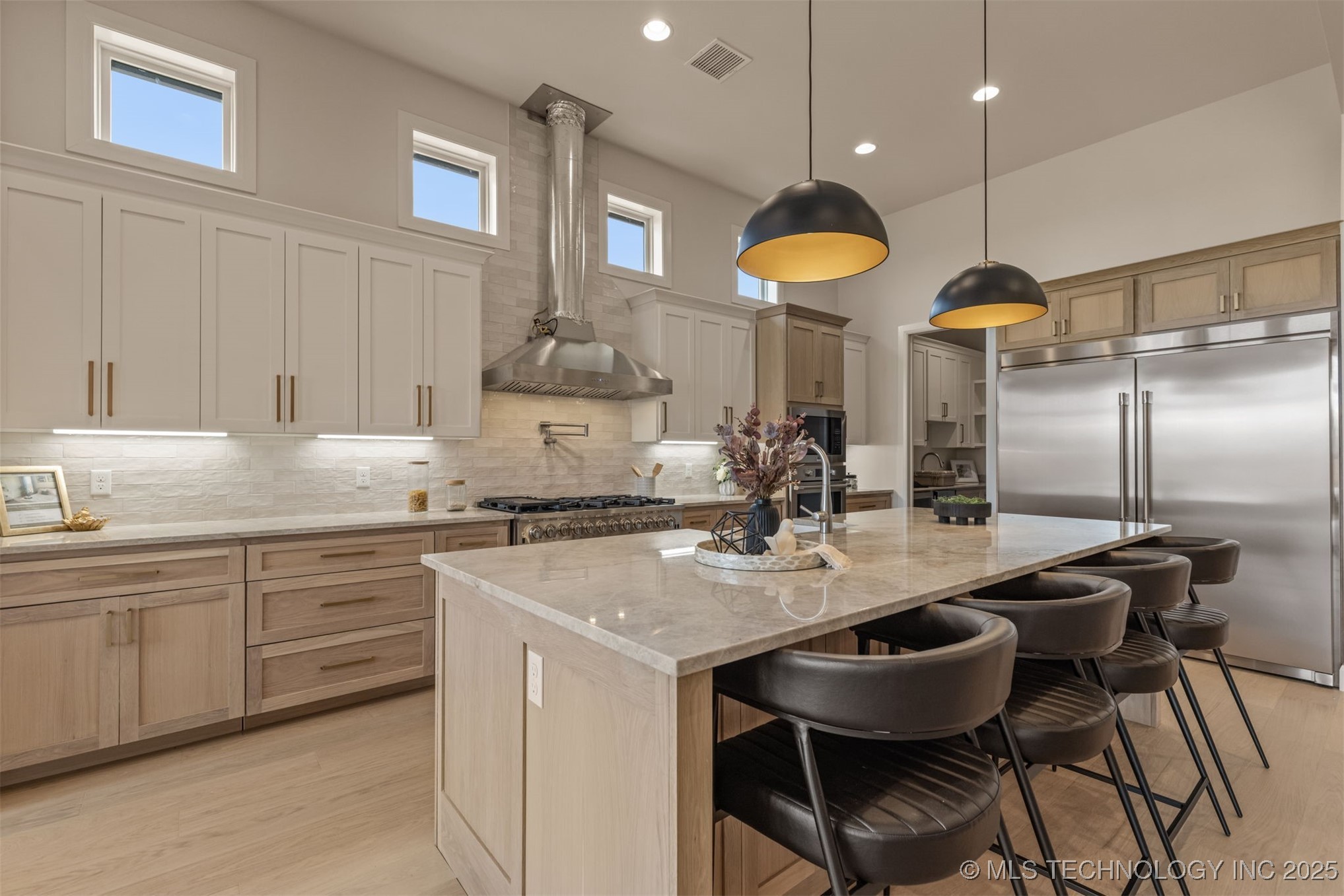 11915 S Vandalia Avenue Property Photo 14