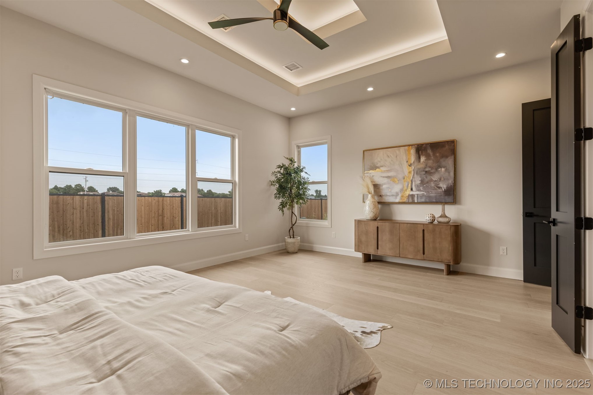 11915 S Vandalia Avenue Property Photo 24