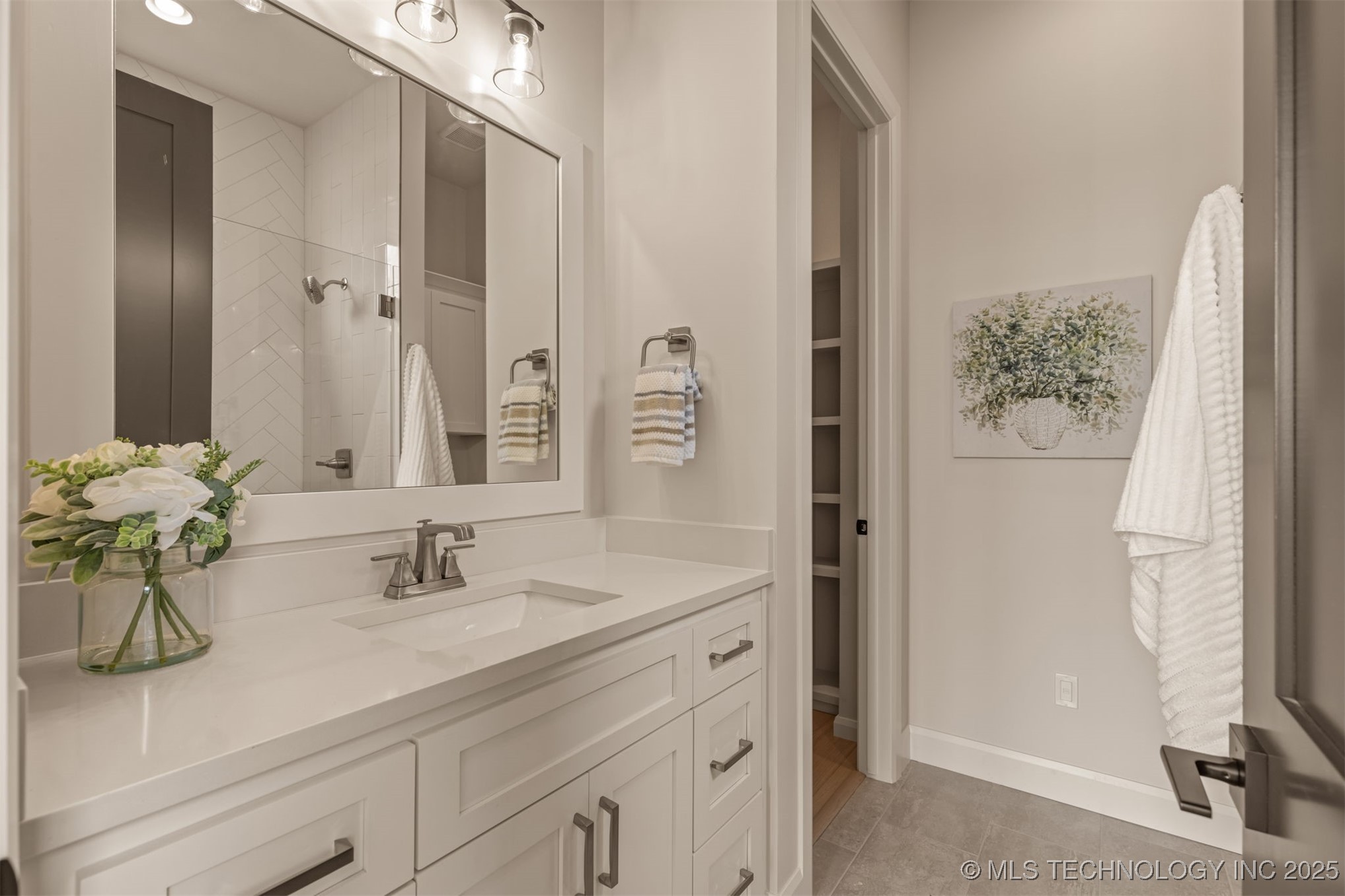 11915 S Vandalia Avenue Property Photo 39