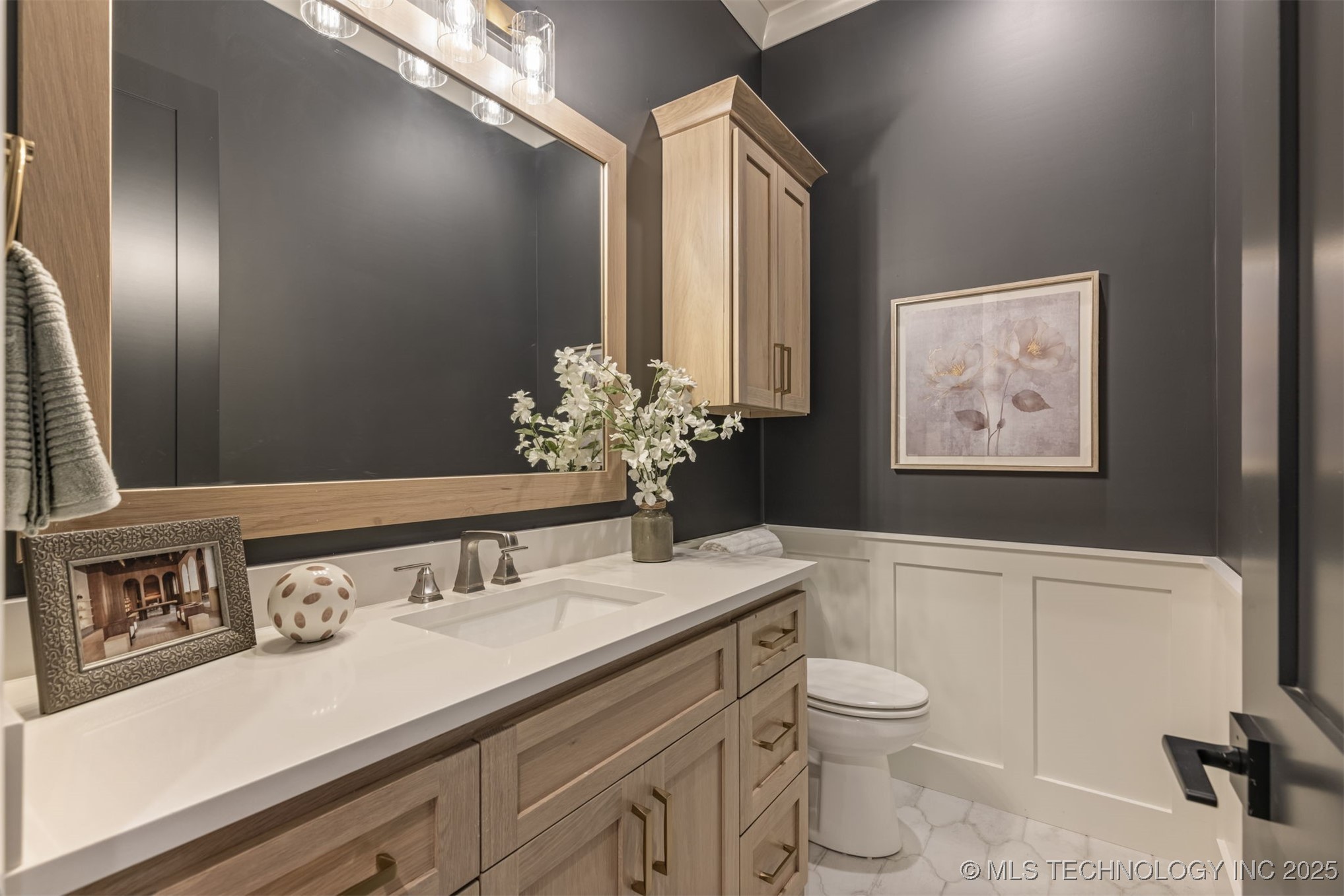 11915 S Vandalia Avenue Property Photo 46