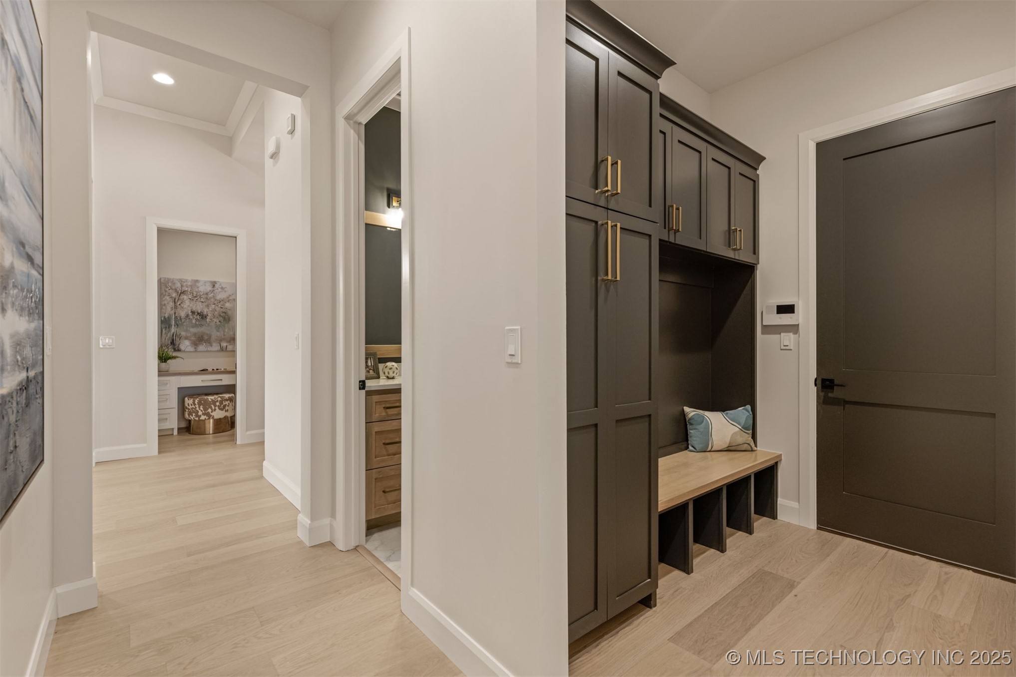 11915 S Vandalia Avenue Property Photo 47