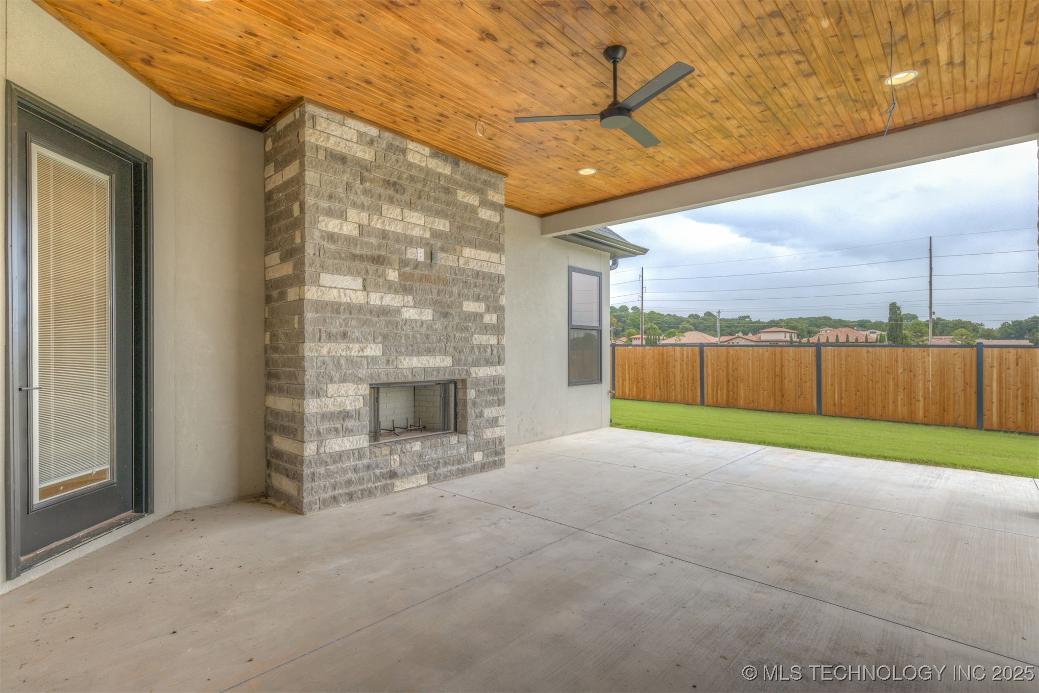 11915 S Vandalia Avenue Property Photo 49