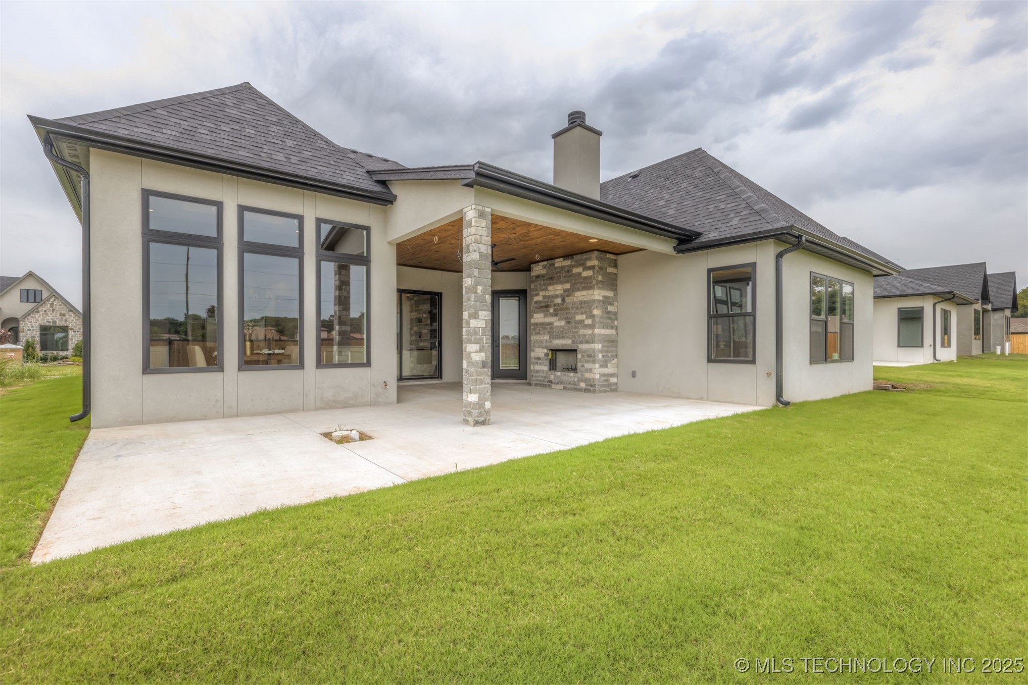 11915 S Vandalia Avenue Property Photo 51