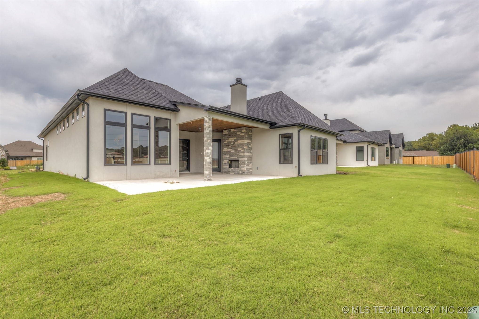 11915 S Vandalia Avenue Property Photo 52