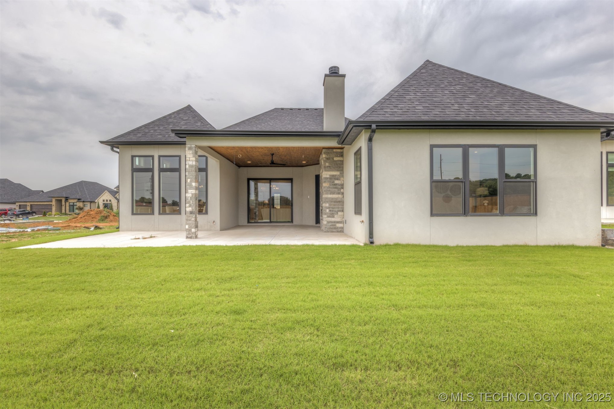 11915 S Vandalia Avenue Property Photo 53