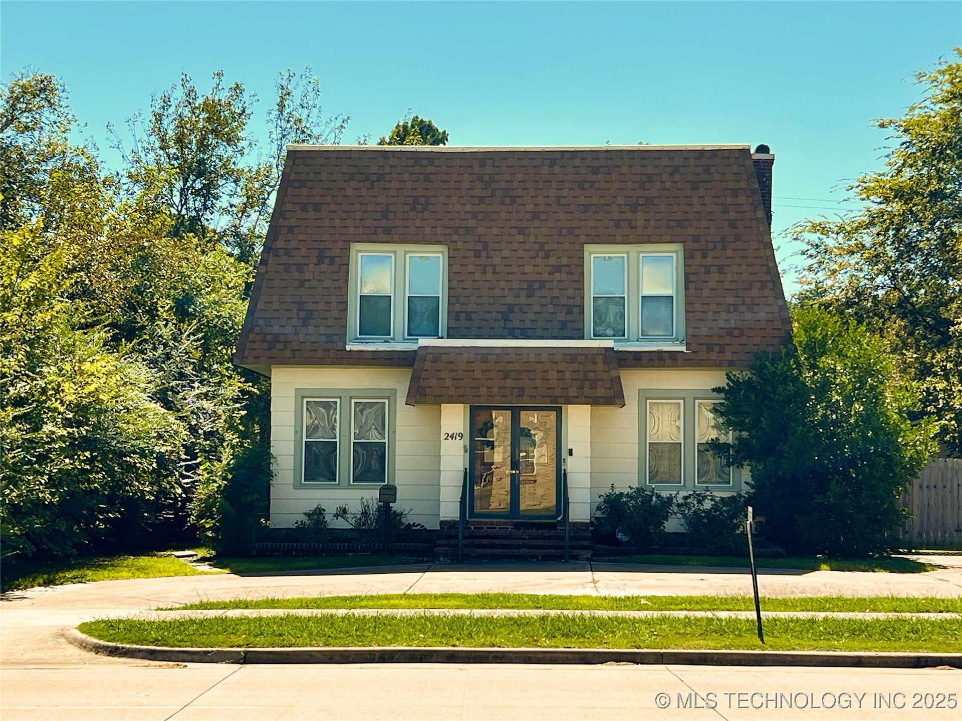 2419 W Okmulgee Street Property Photo 1