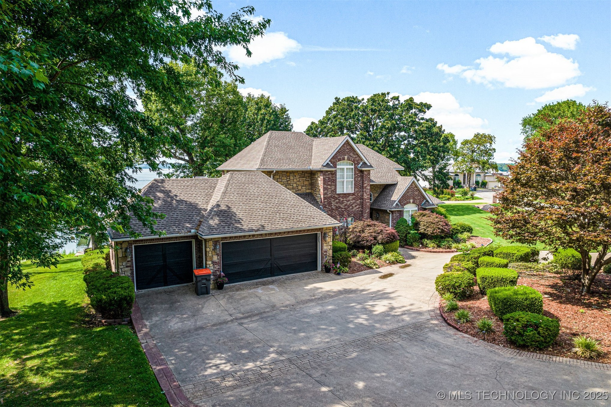 59386 E 288 Court Property Photo 4