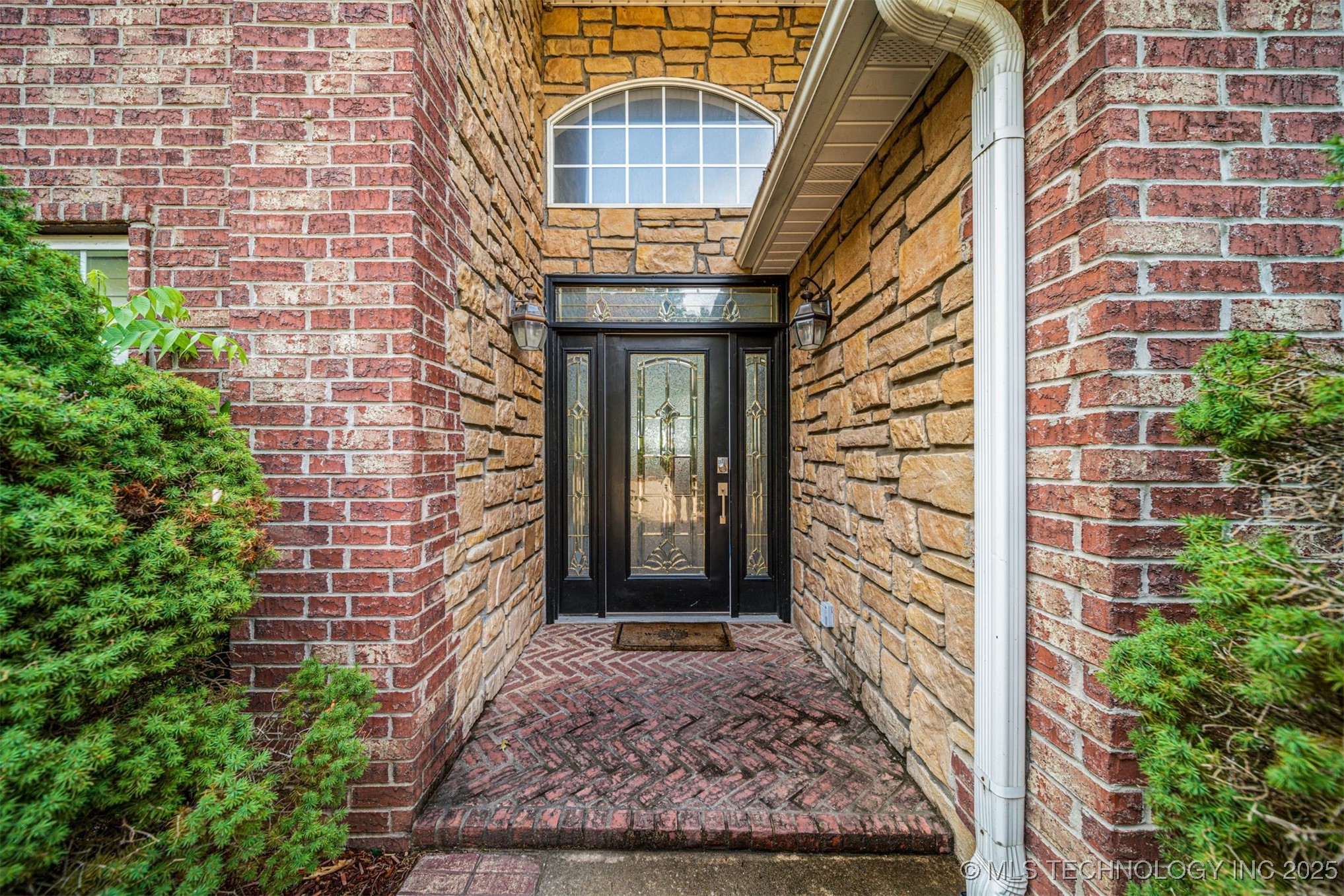 59386 E 288 Court Property Photo 5