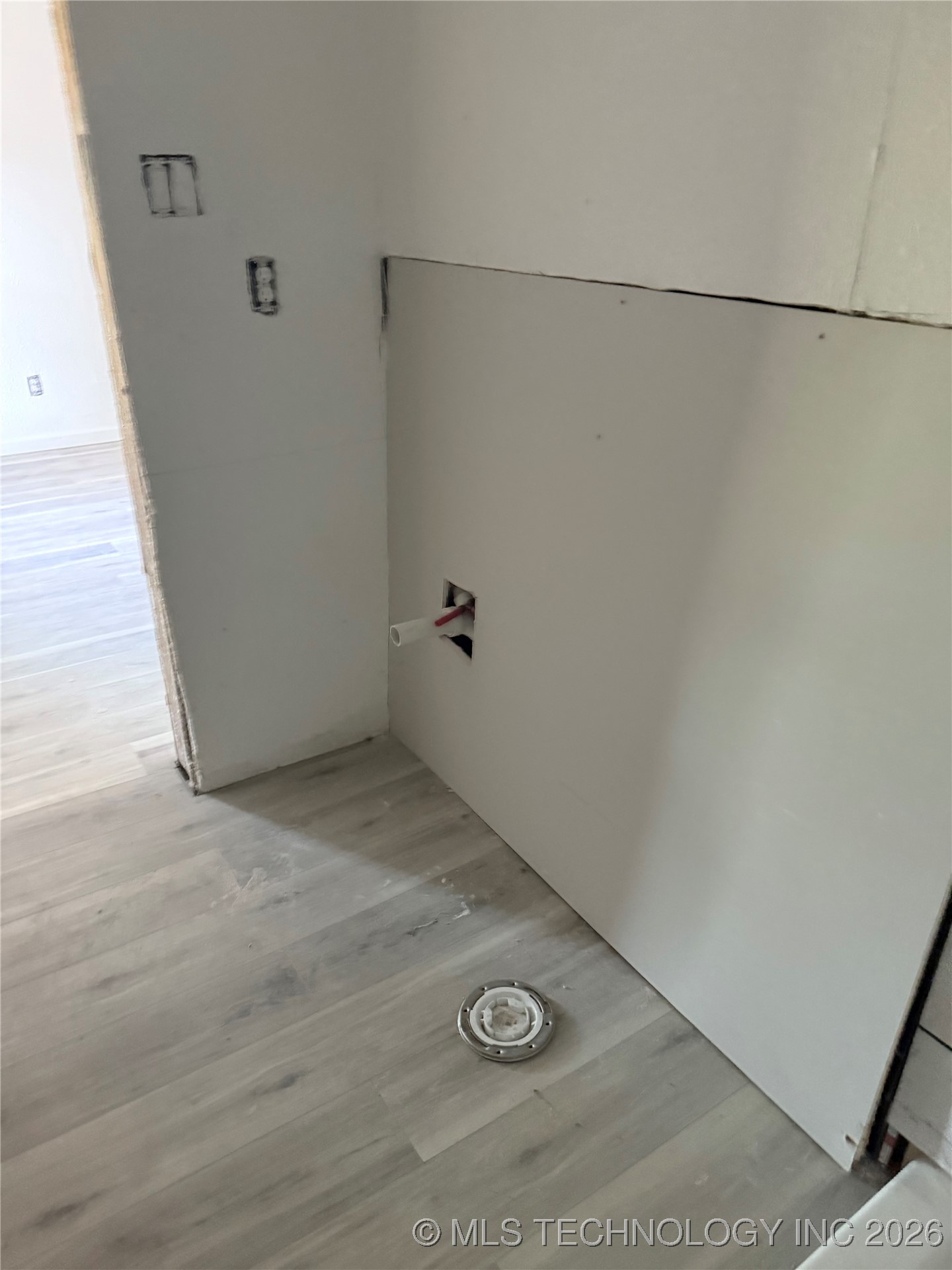 109 W Victor Street Property Photo 15