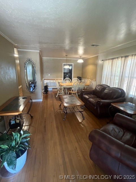 11 Jon Property Photo 4