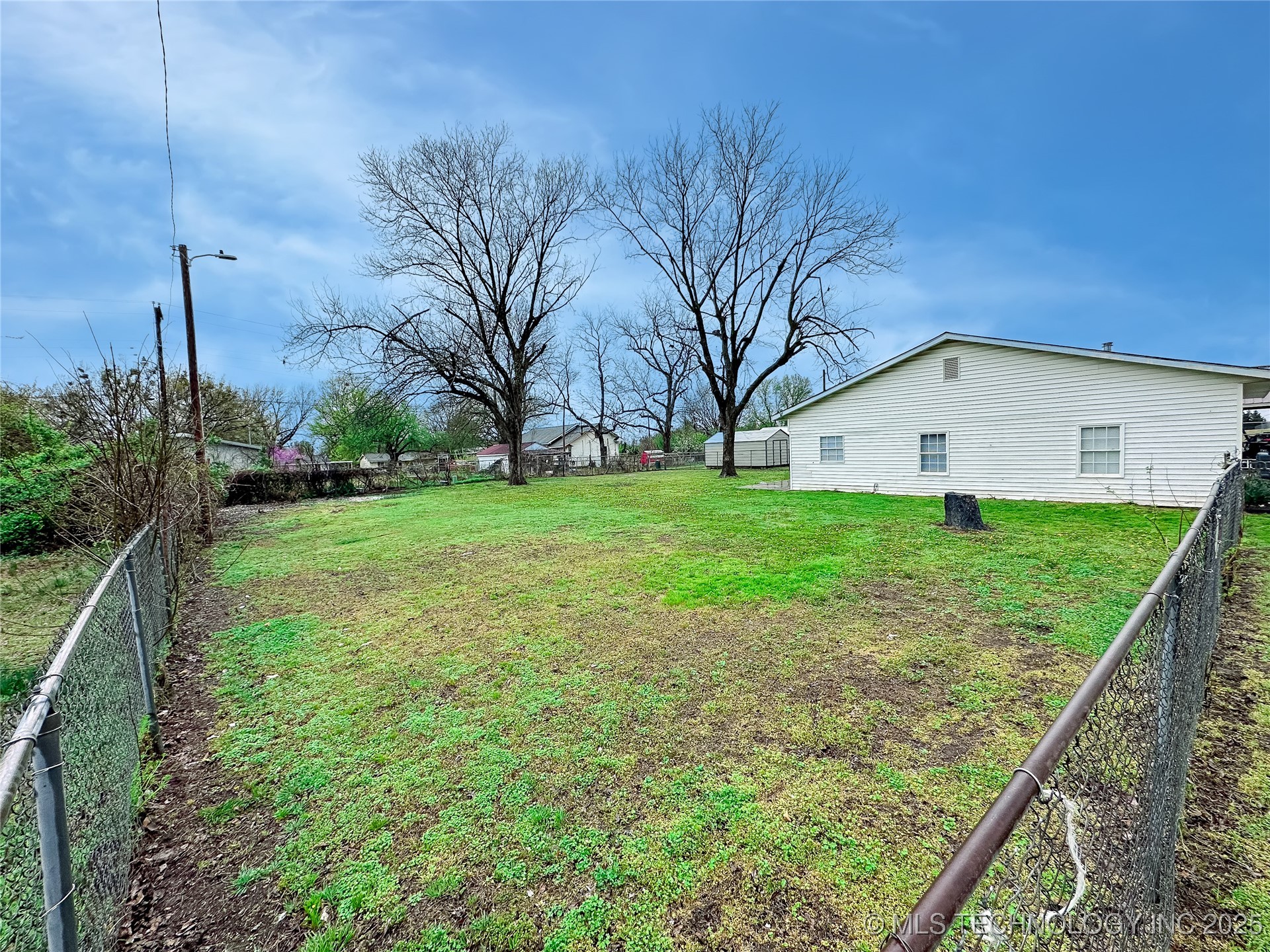 1629 Walnut Street Property Photo 9