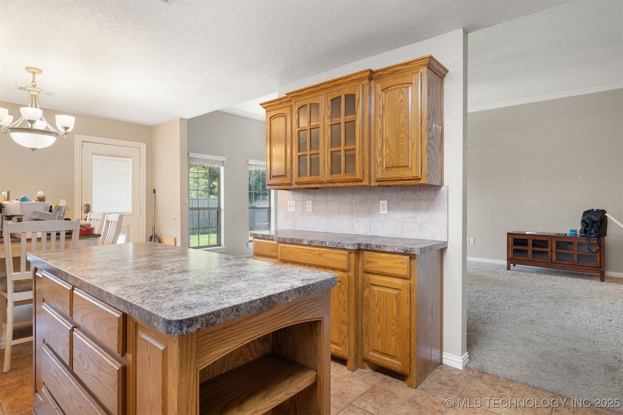 5428 Roadrunner Drive Property Photo 9