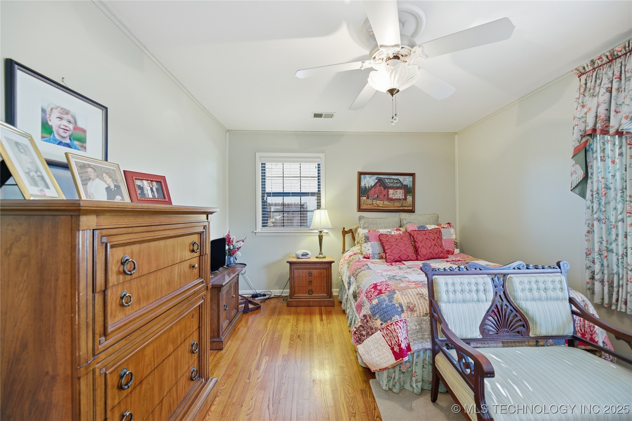 6073 E 56th Street Property Photo 13