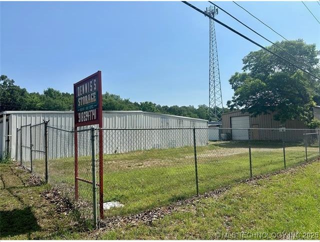 34147 E 700 Road Property Photo 3