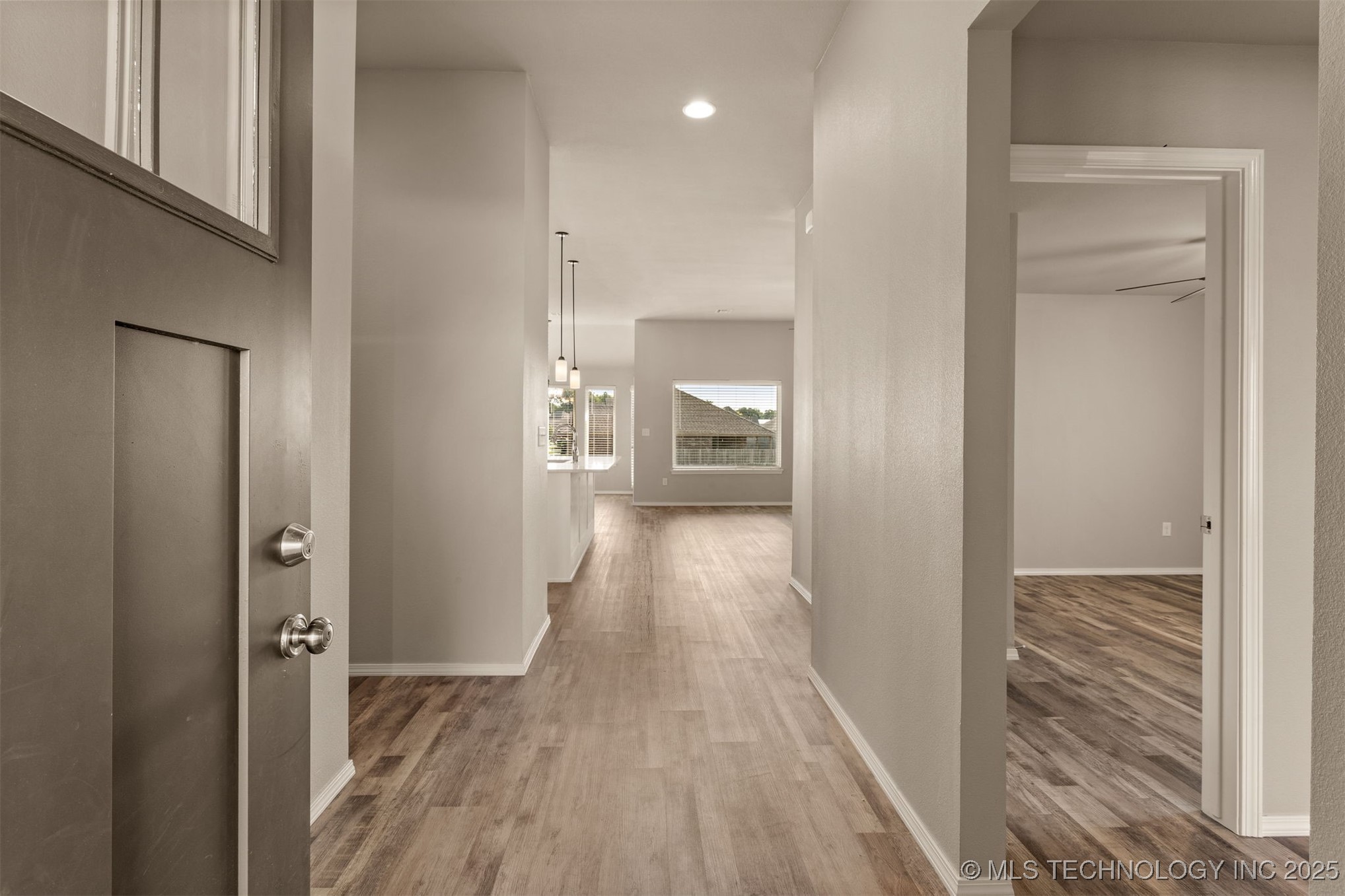 1513 E Atlanta Street S Property Photo 4