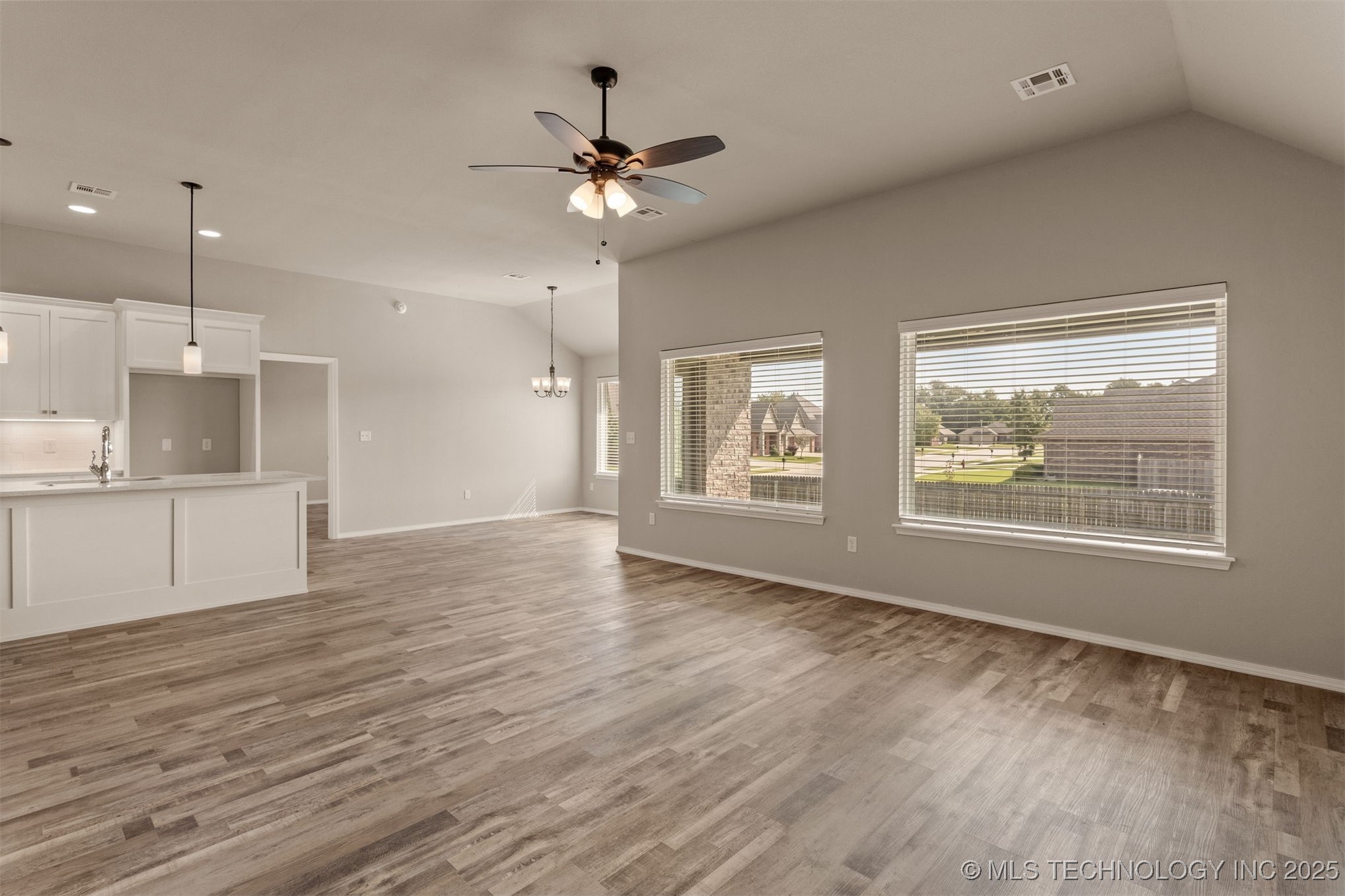 1513 E Atlanta Street S Property Photo 7