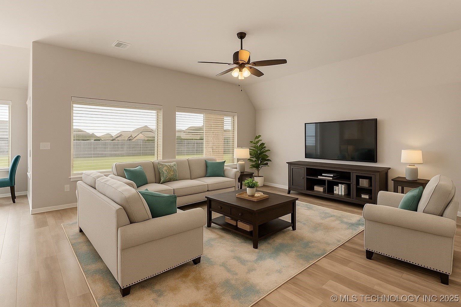 1513 E Atlanta Street S Property Photo 8