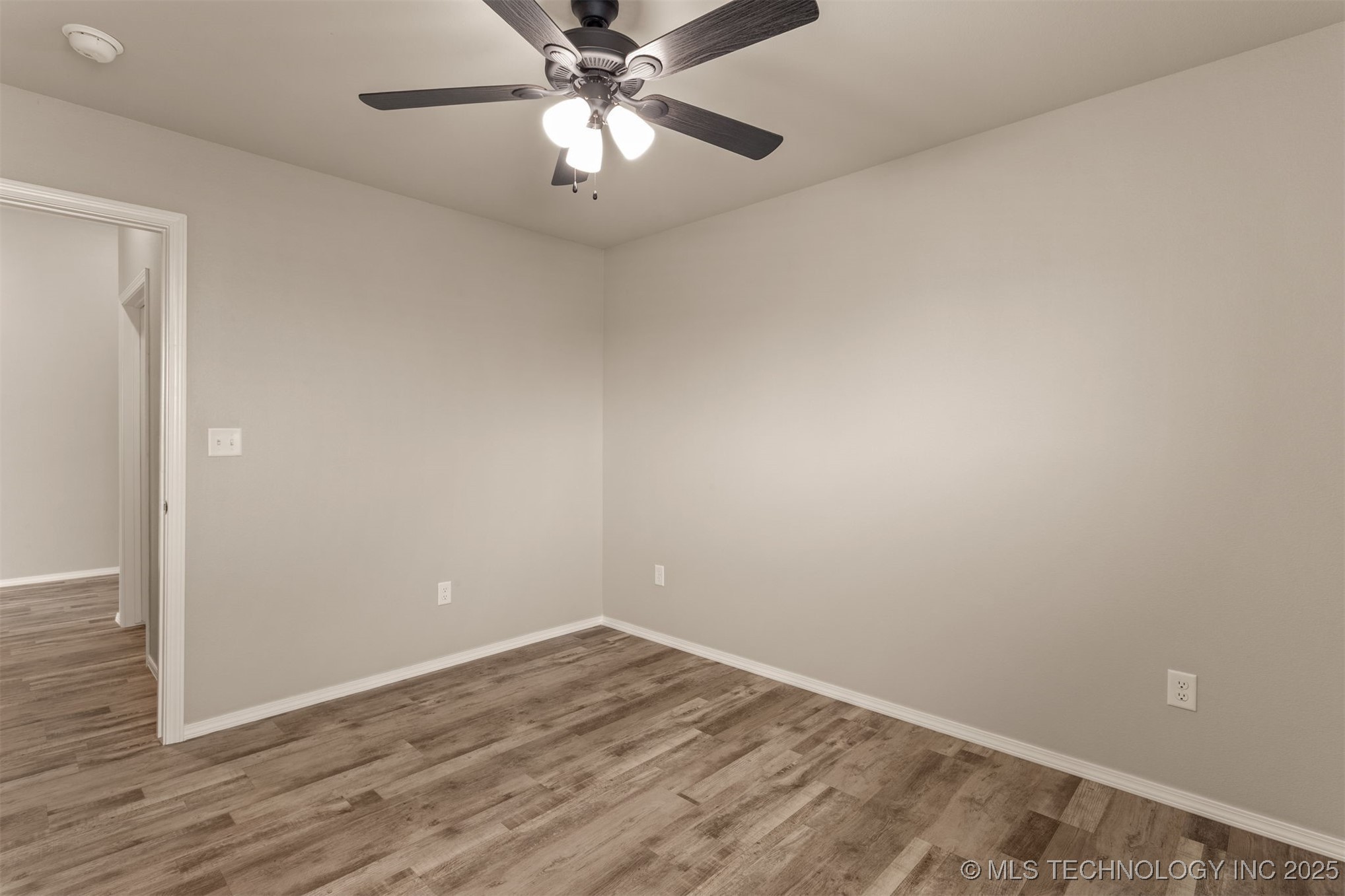 1513 E Atlanta Street S Property Photo 31