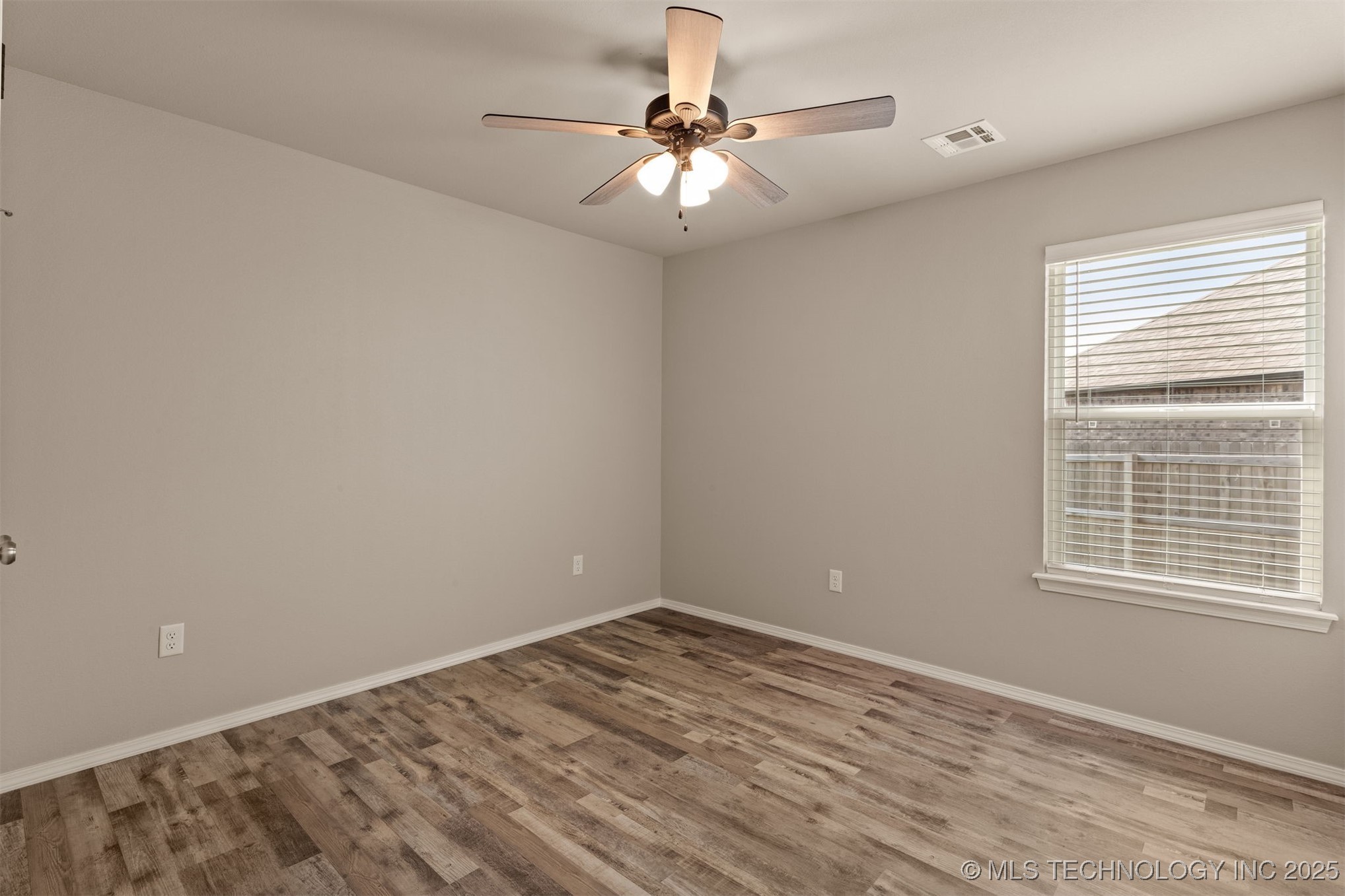 1513 E Atlanta Street S Property Photo 33