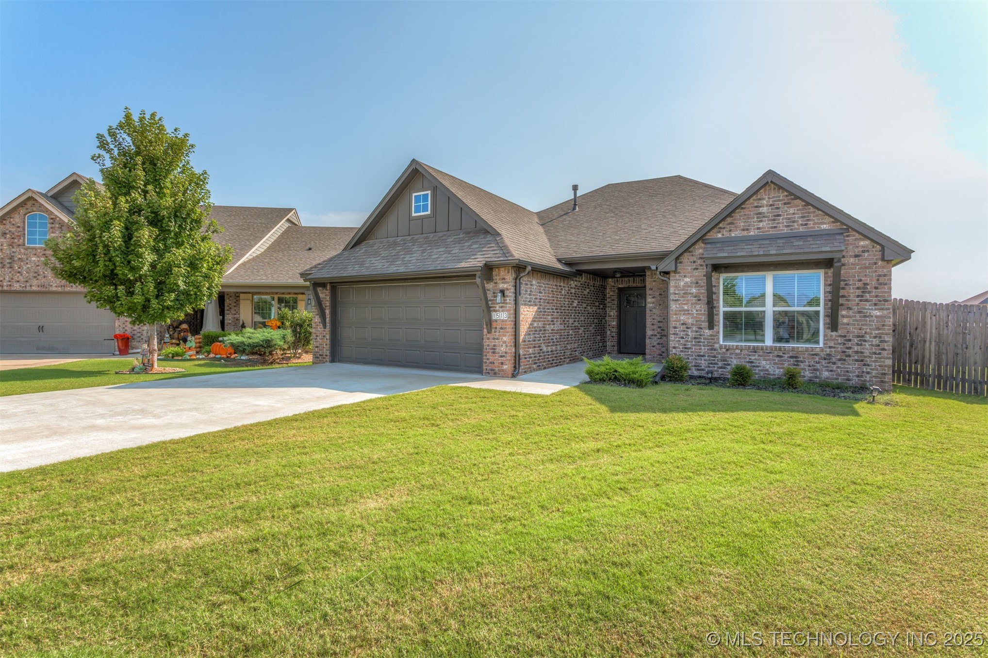 1513 E Atlanta Street S Property Photo 43