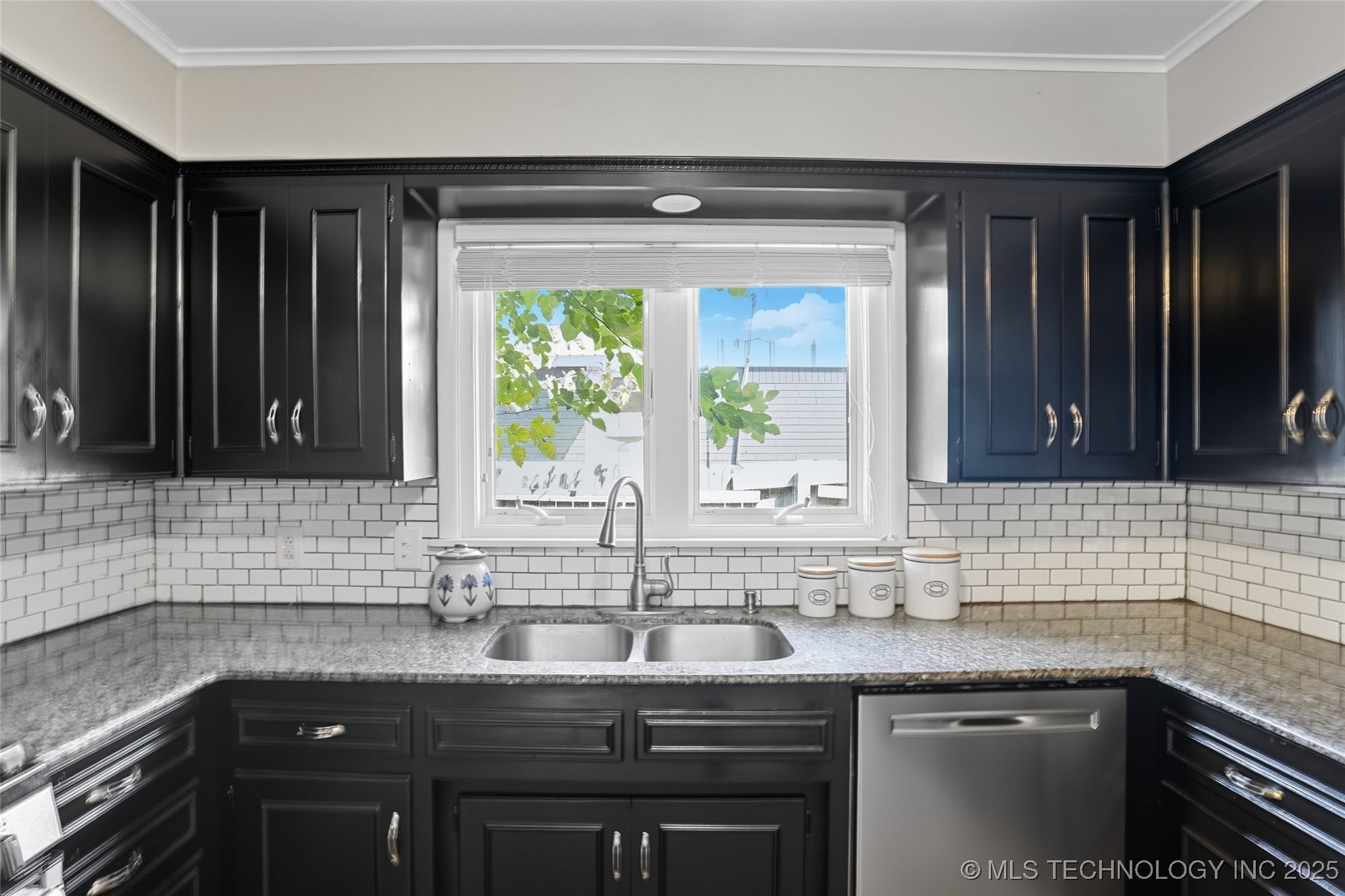 2406 S Joplin Avenue Property Photo 41