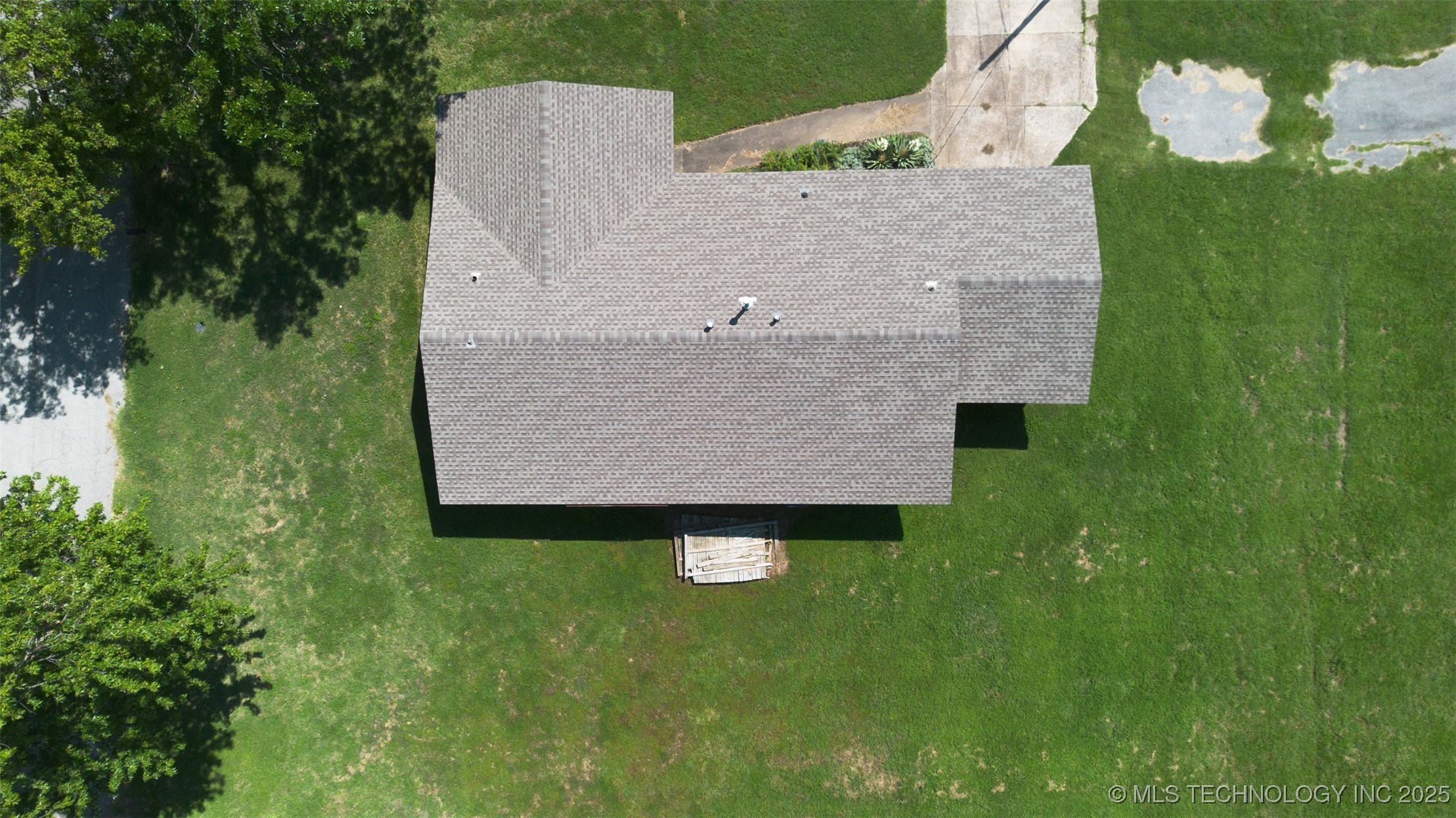 1800 W Blue Starr Drive Property Photo 5