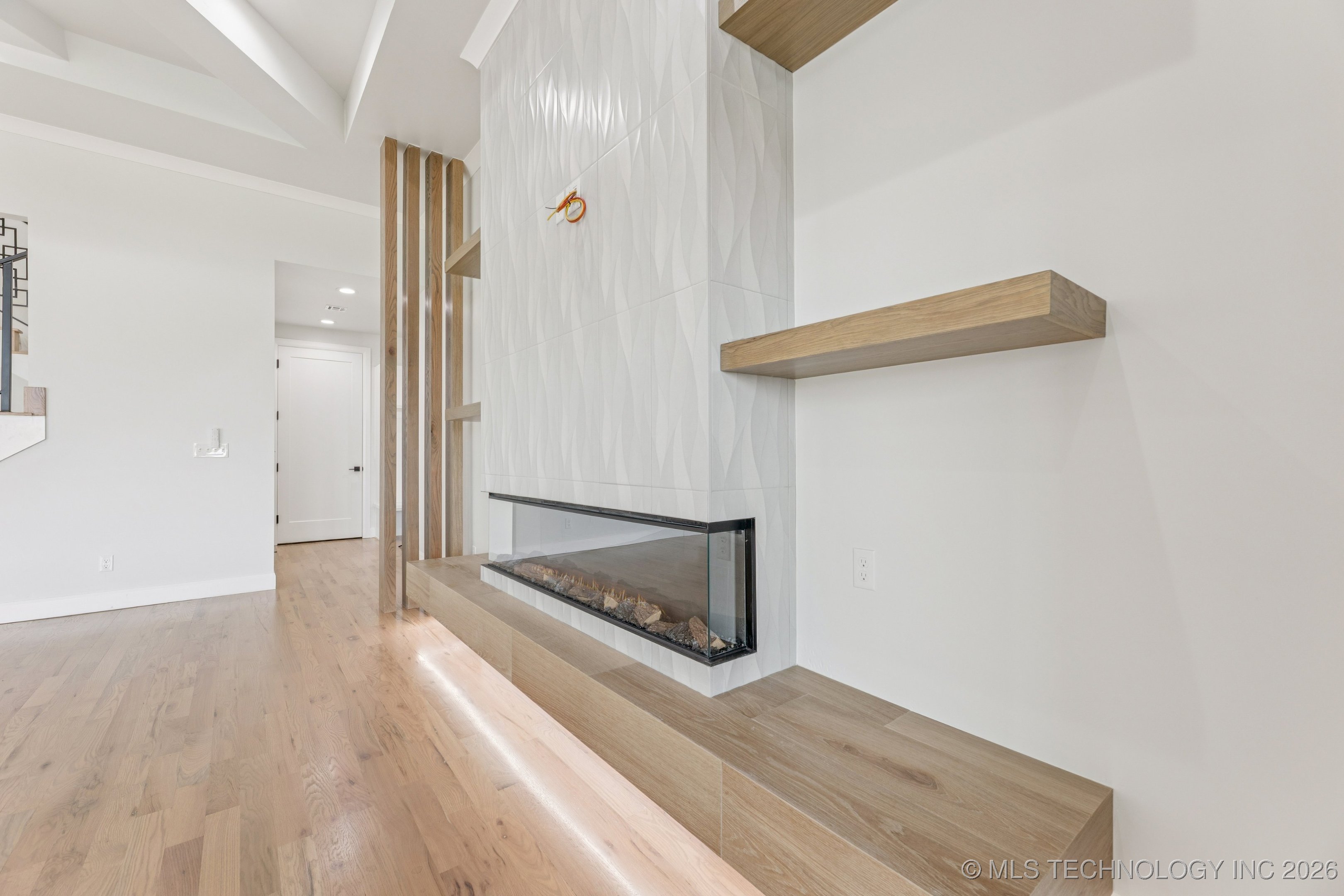 2353 E 134th Street S Property Photo 6