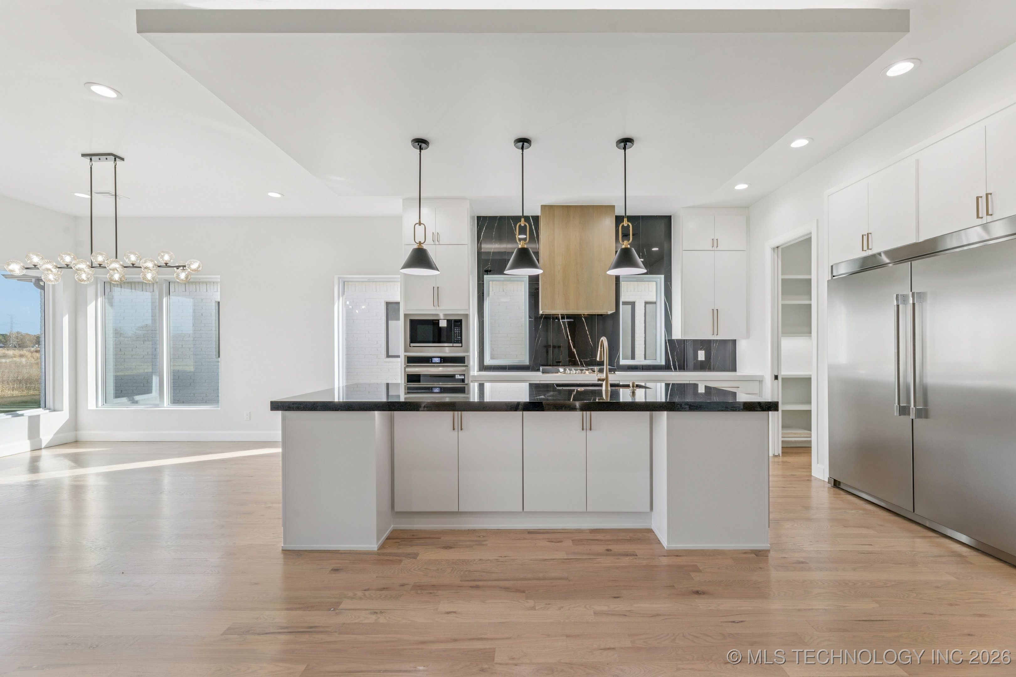 2353 E 134th Street S Property Photo 7