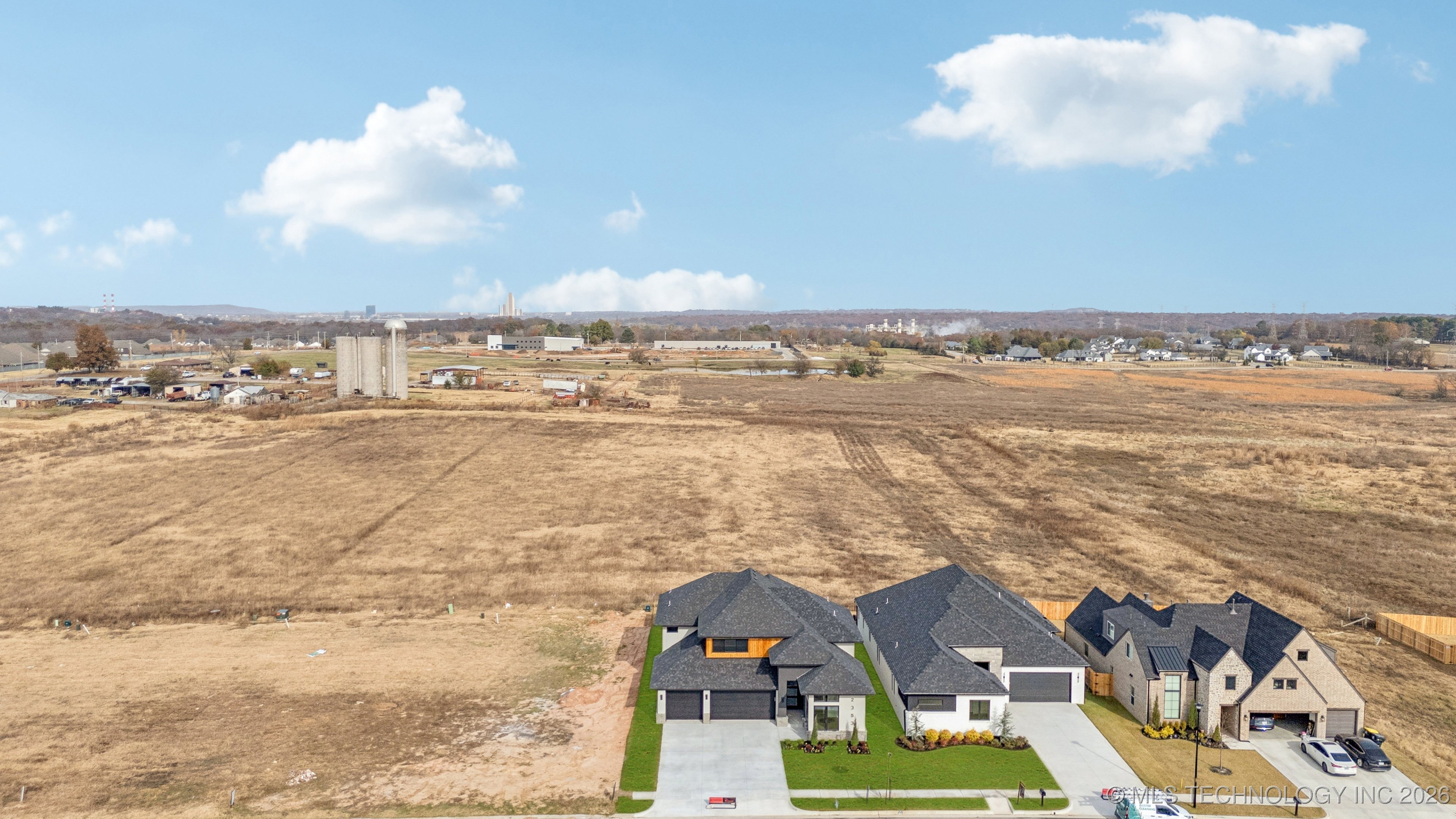 2353 E 134th Street S Property Photo 42