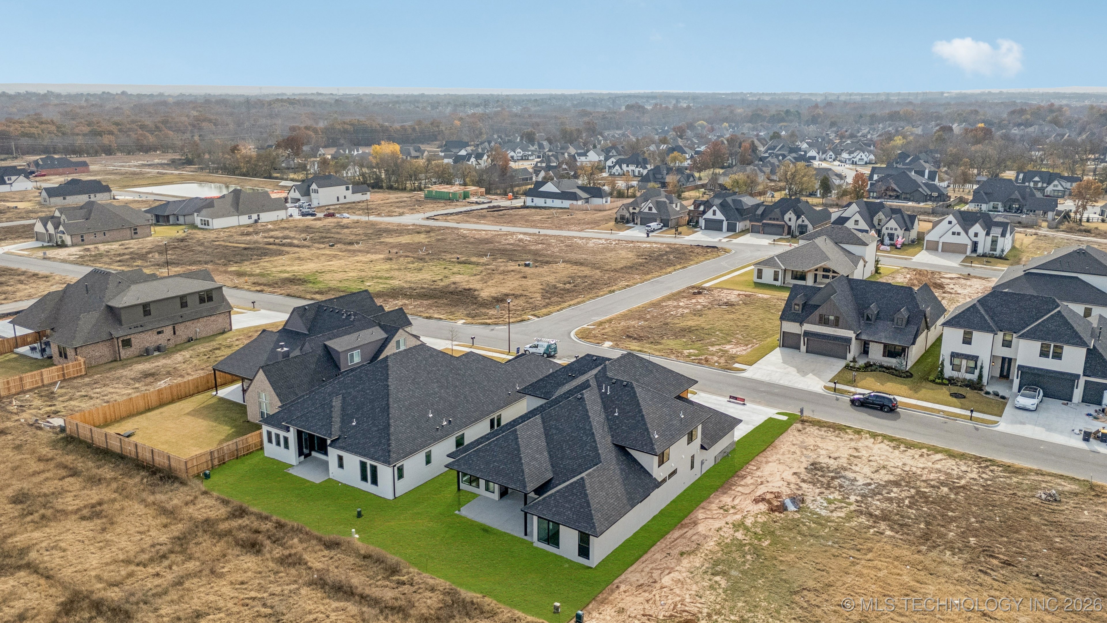 2353 E 134th Street S Property Photo 44