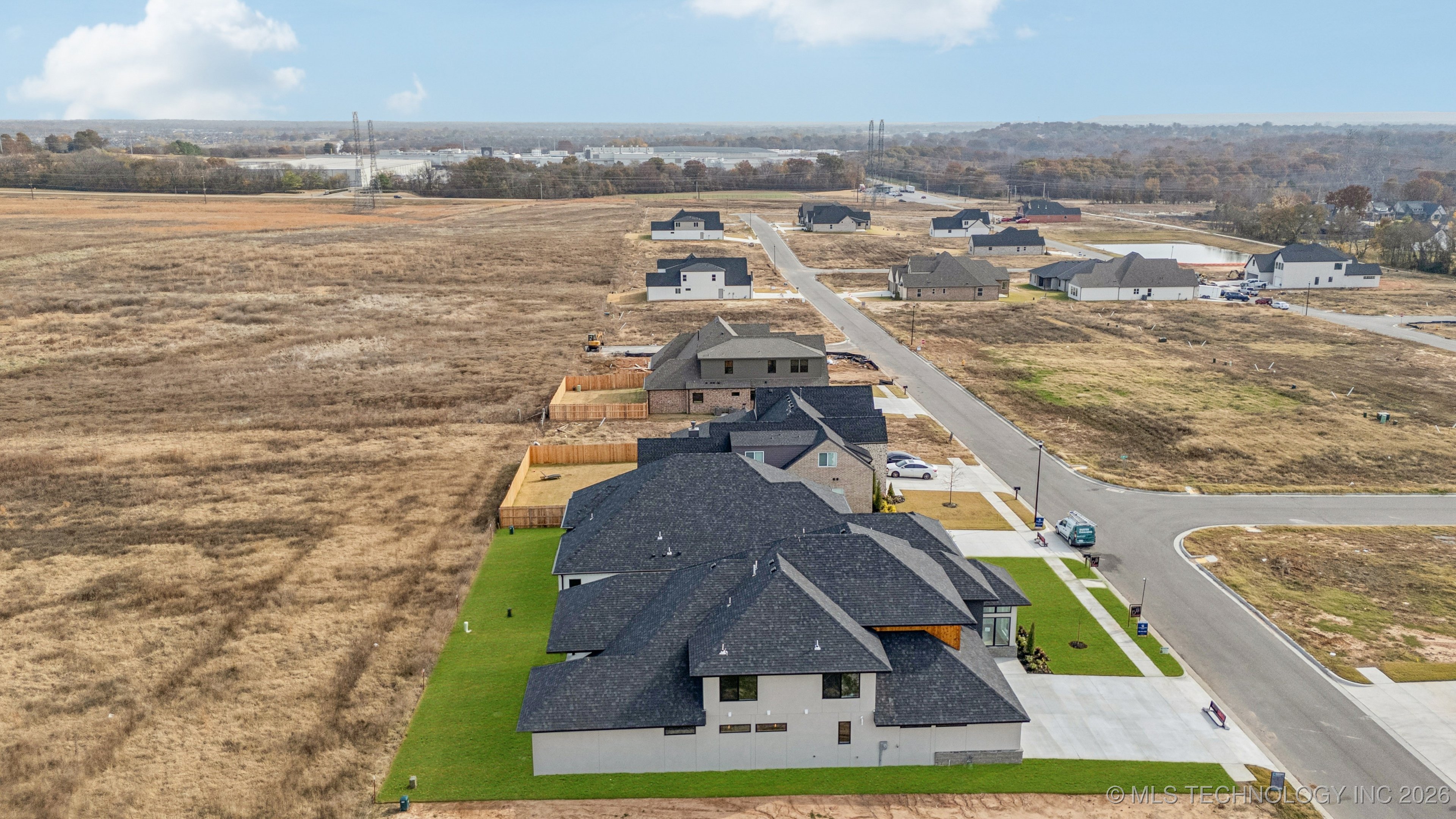 2353 E 134th Street S Property Photo 45