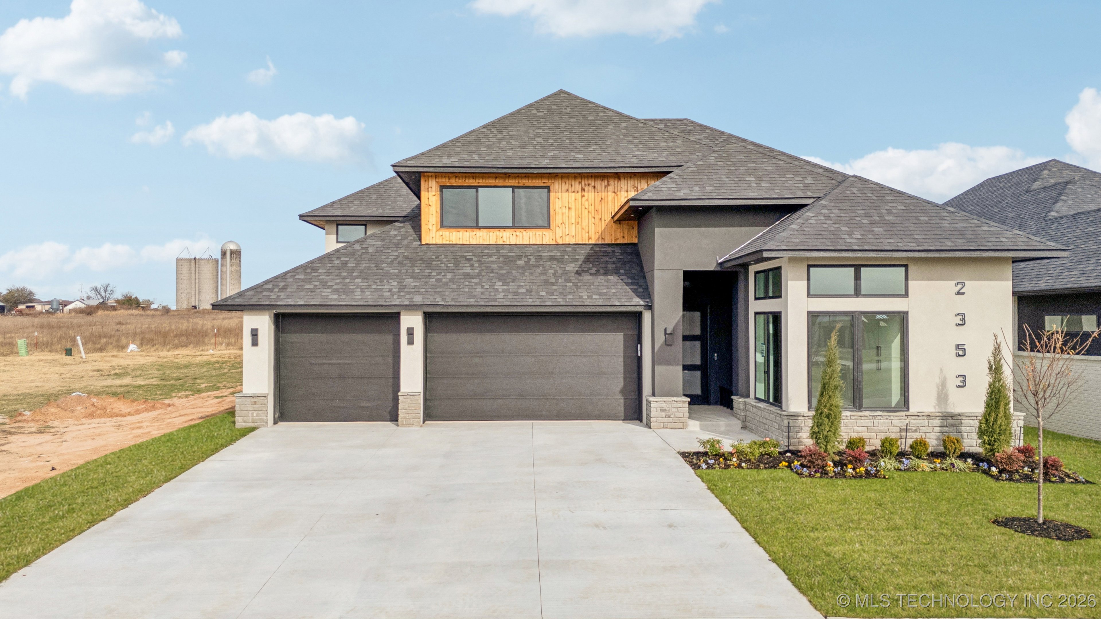 2353 E 134th Street S Property Photo 46