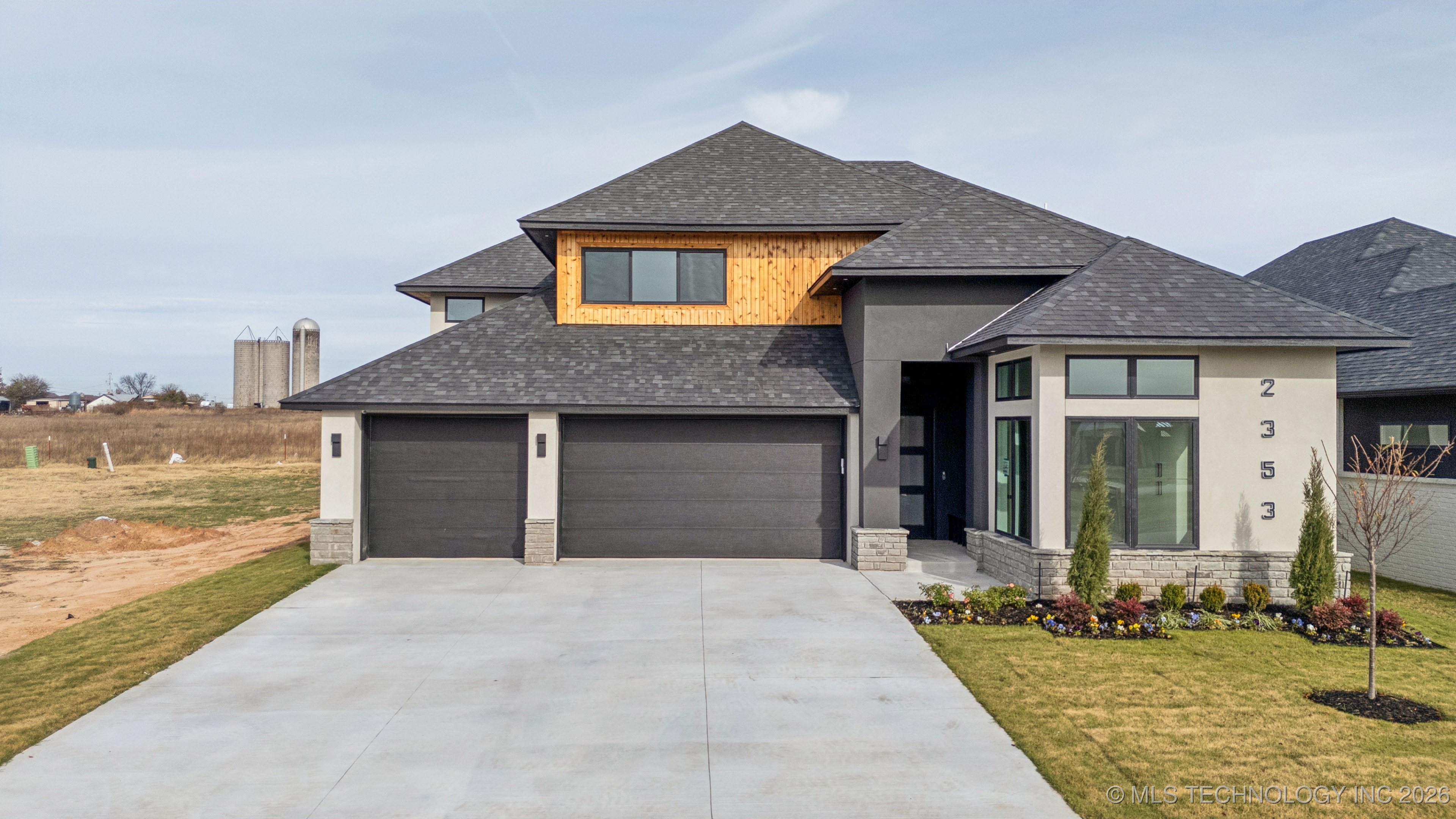 2353 E 134th Street S Property Photo 47