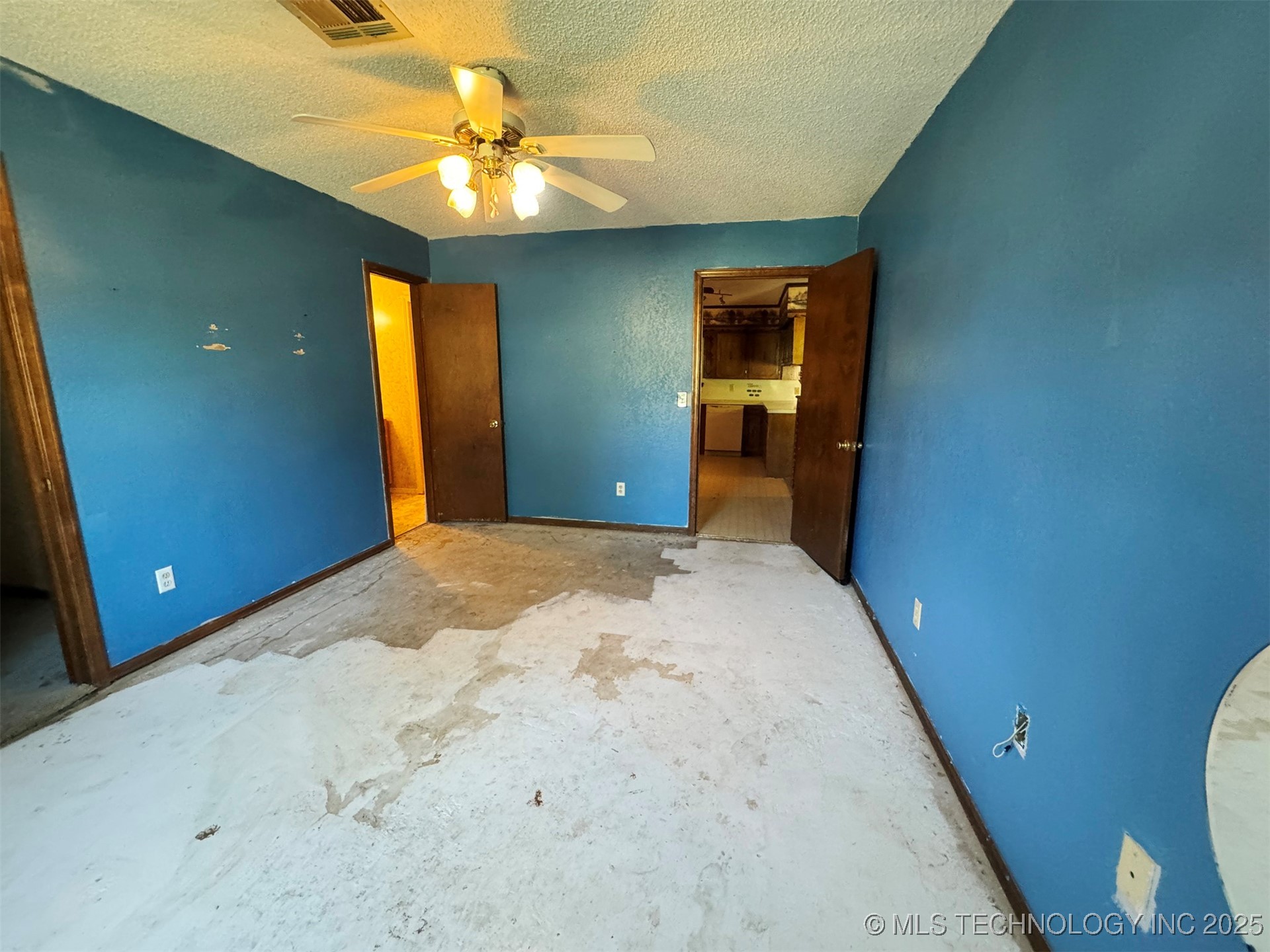 2705 Brookside Circle Property Photo 15