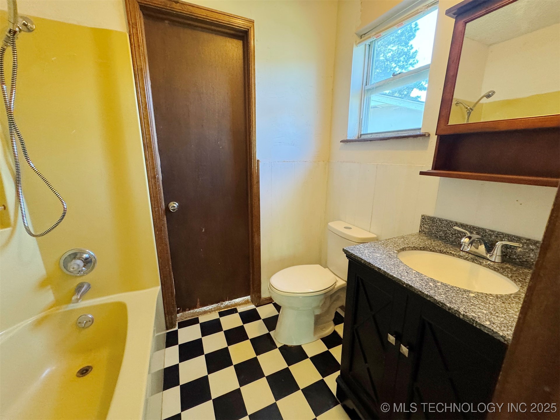 2705 Brookside Circle Property Photo 24