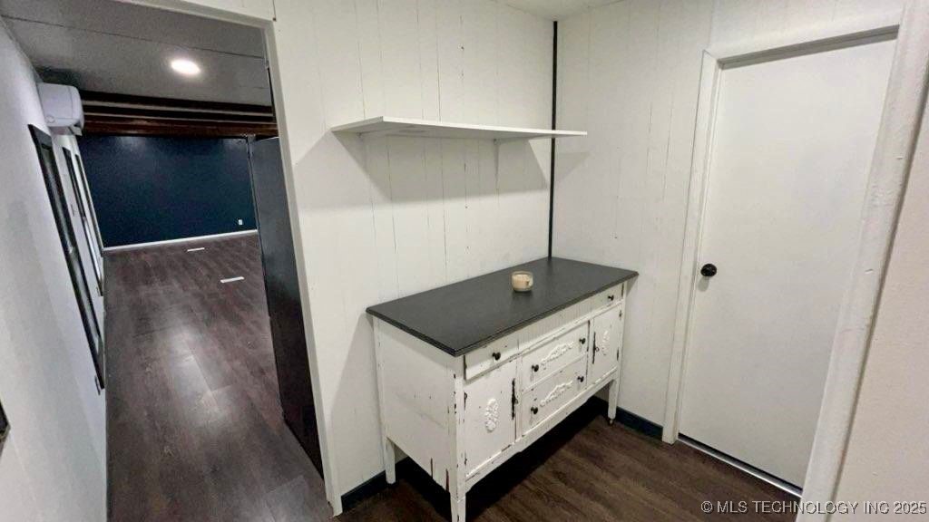 4738 Main Street Property Photo 15